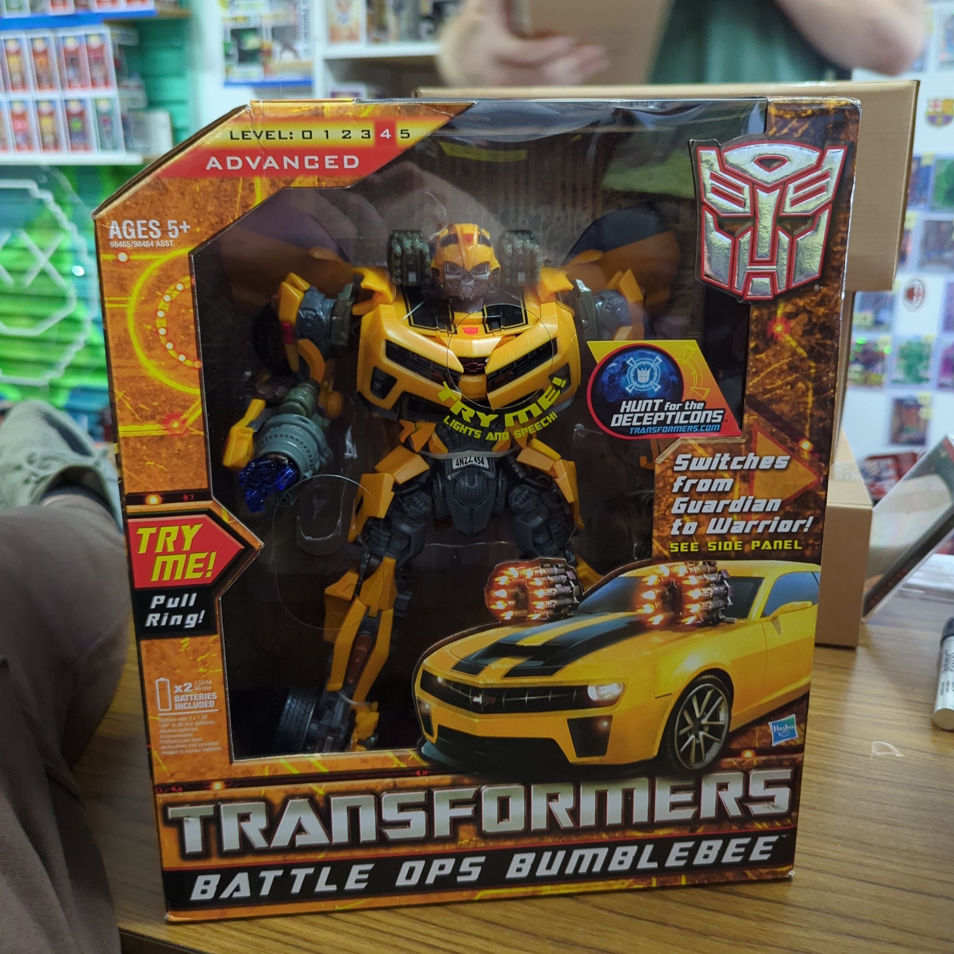 TRANSFORMERS BATTLE OPS BUMBLEBEE DATED 2009 RARE COLLECTABLE*NEW* FRENLY BRICKS - Open 7 Days