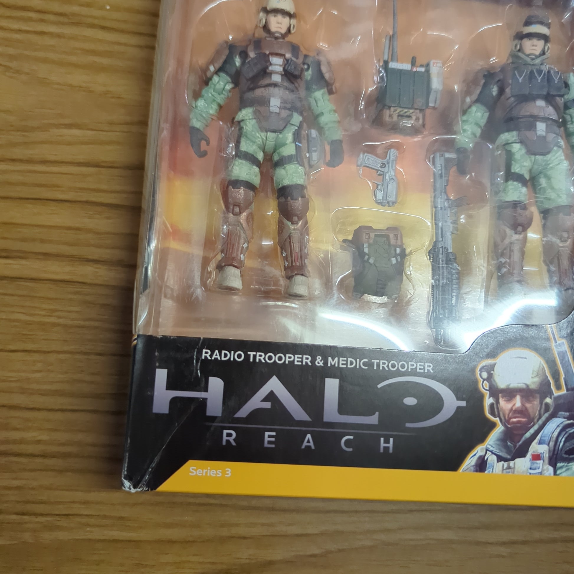 Halo Reach Series 3 UNSC TROOPER SUPPORT STAFF 2 PACK Factory Sealed Mcfarlane FRENLY BRICKS - Open 7 Days