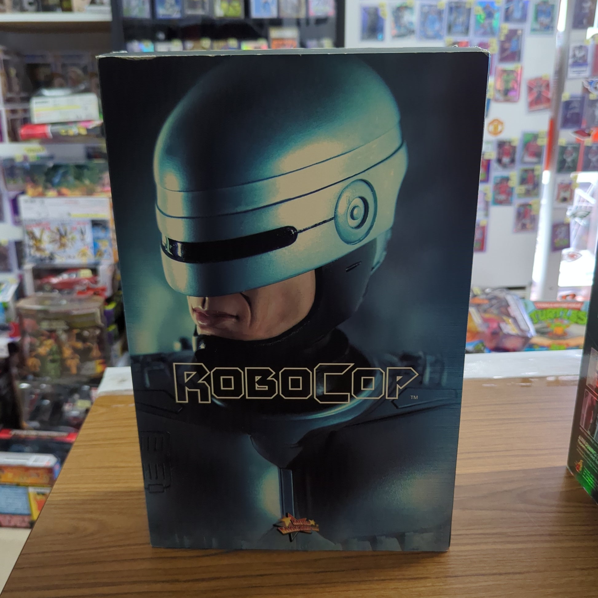 Hot Toys RoboCop Action Figure 12" MMS10  1:6 Scale 2006 BNIB USA Seller FRENLY BRICKS - Open 7 Days