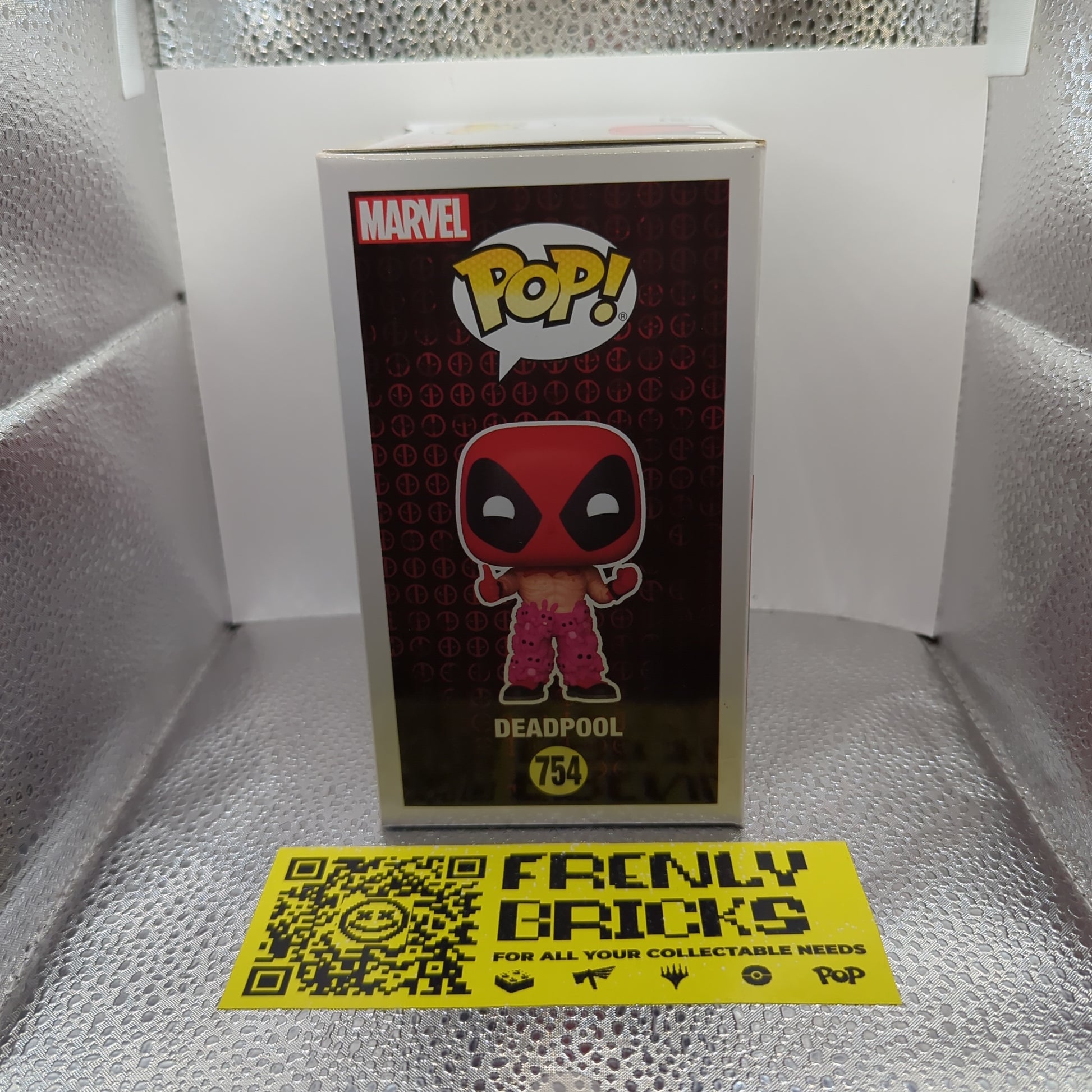 Marvel Deadpool with Teddy Belt ECCC 2021 US Exclusive Funko POP! Vinyl #754 FRENLY BRICKS - Open 7 Days