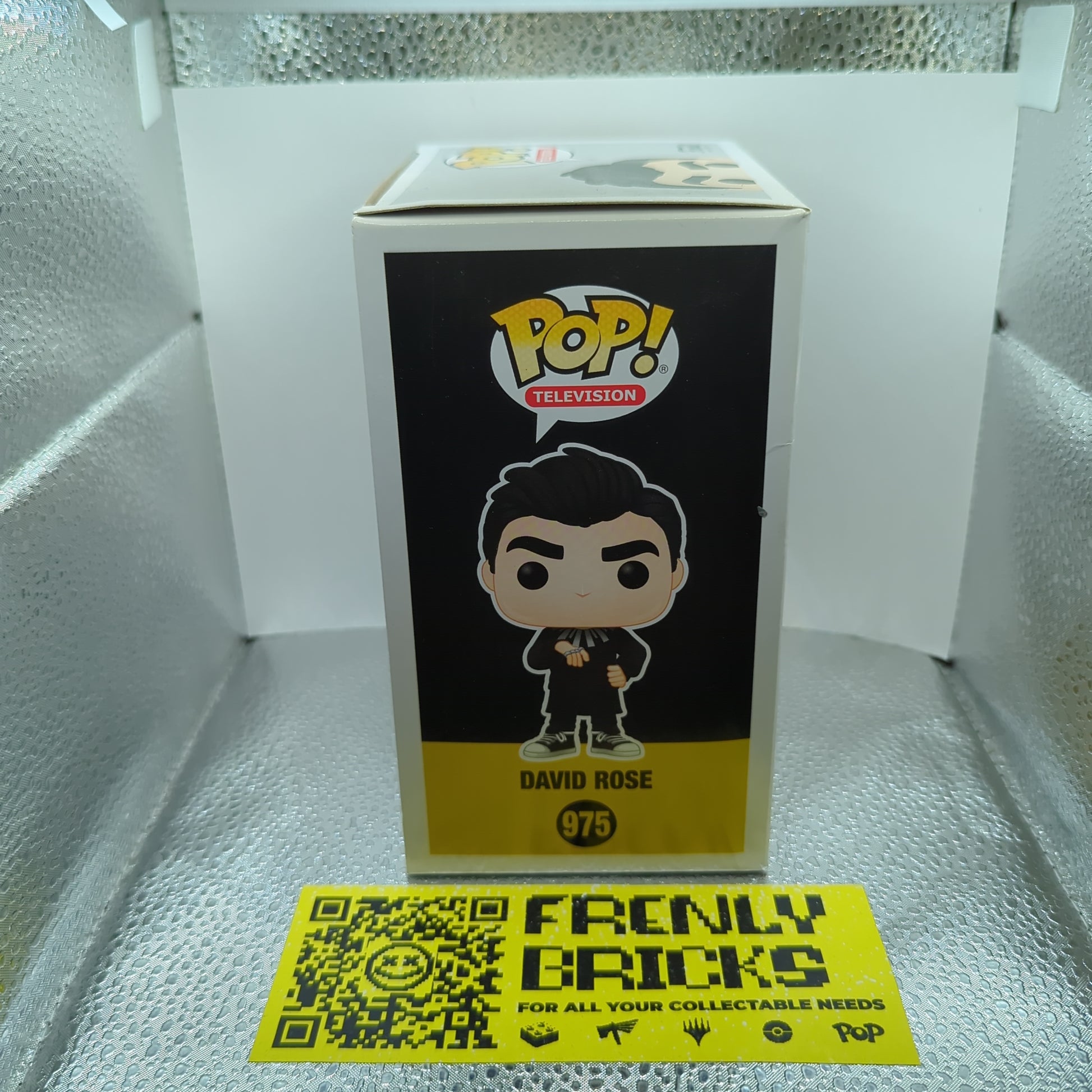 Schitt's Creek - David Rose Pop! Vinyl #975 Funko FRENLY BRICKS - Open 7 Days