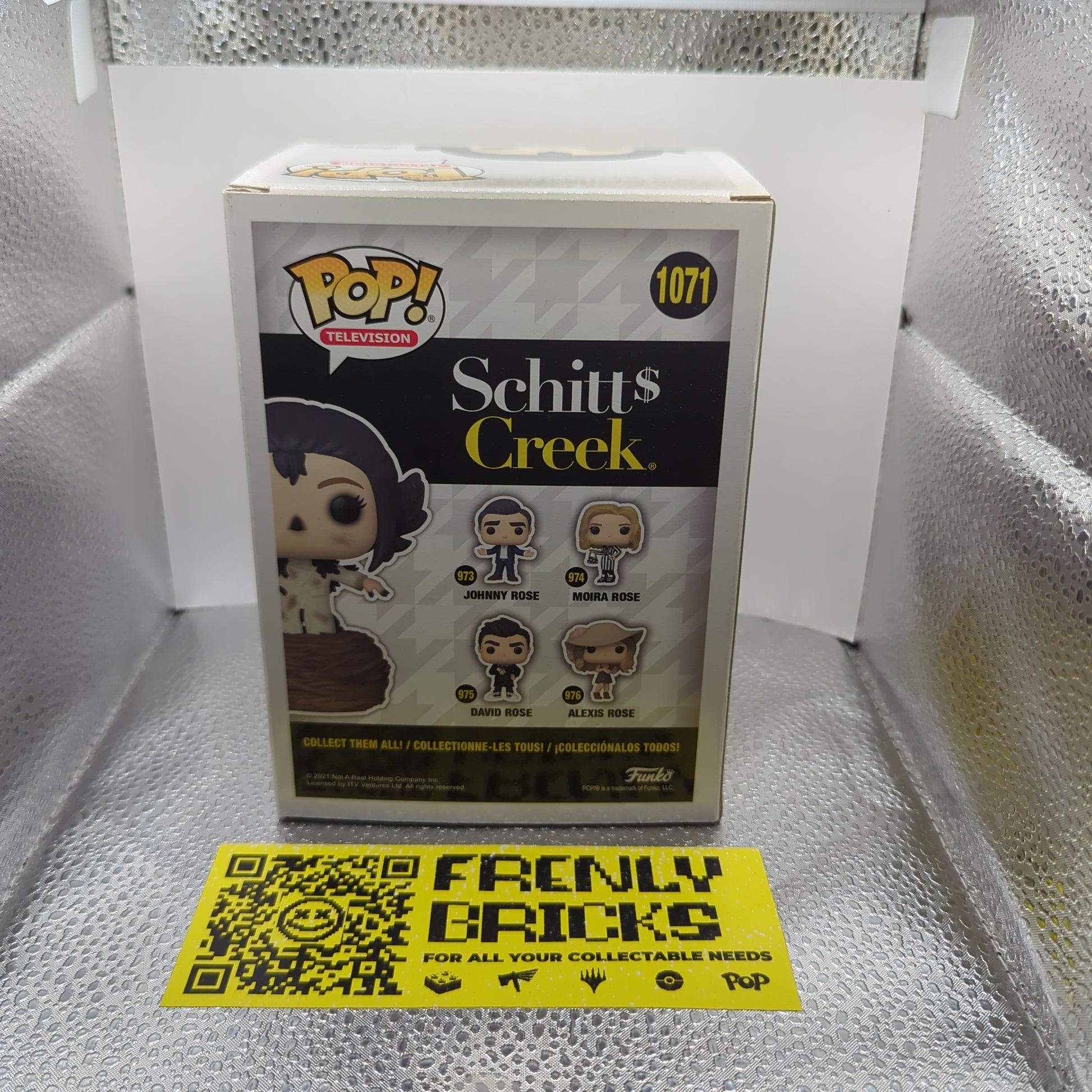 Schitt's Creek Moira Rose Crows Have Eyes Exclusive Pop! Vinyl Figure #1071 FRENLY BRICKS - Open 7 Days