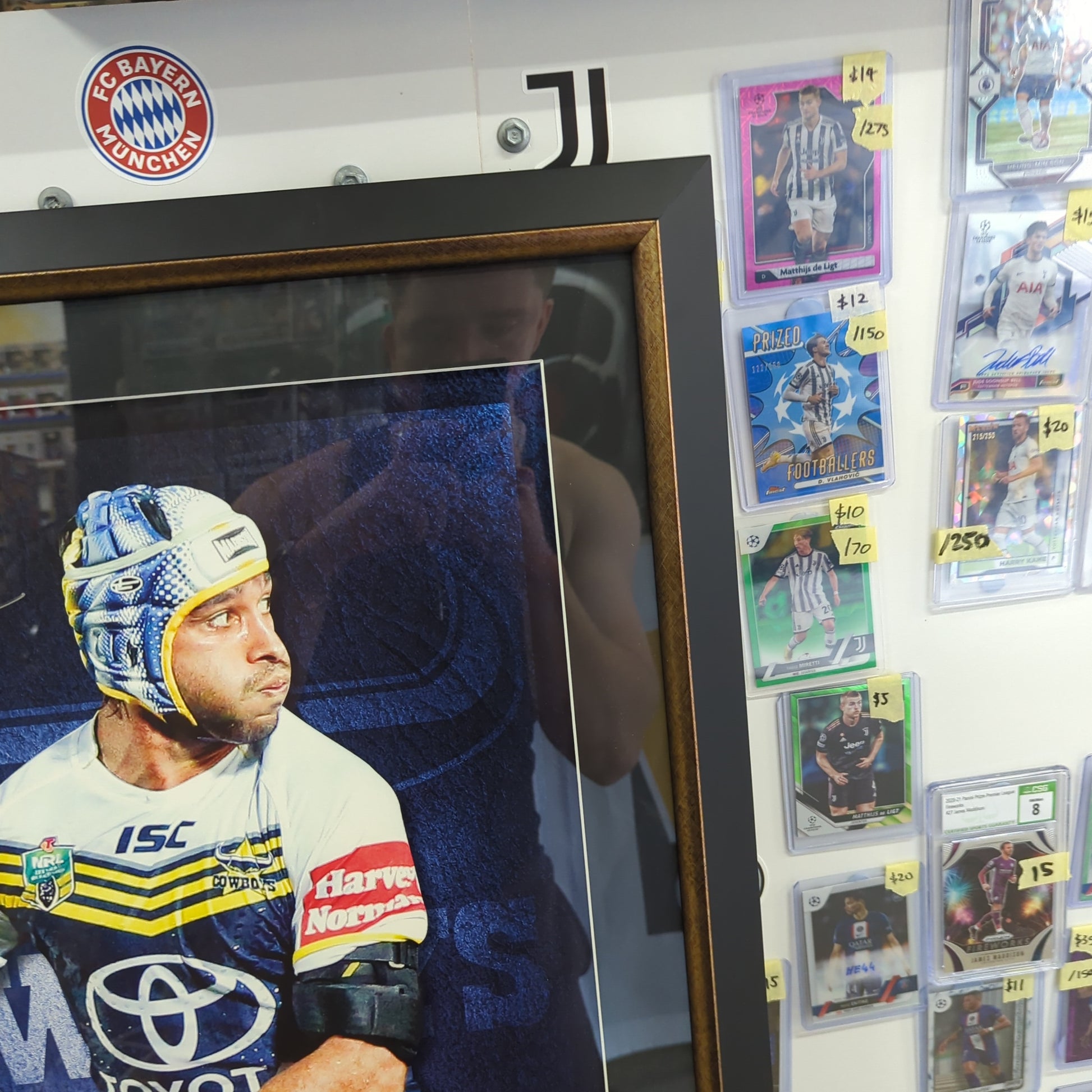 Triple Crown Johnathan Thurston Personally Signed Dally M Lithograph Frame NRL only 100 made FRENLY BRICKS - Open 7 Days