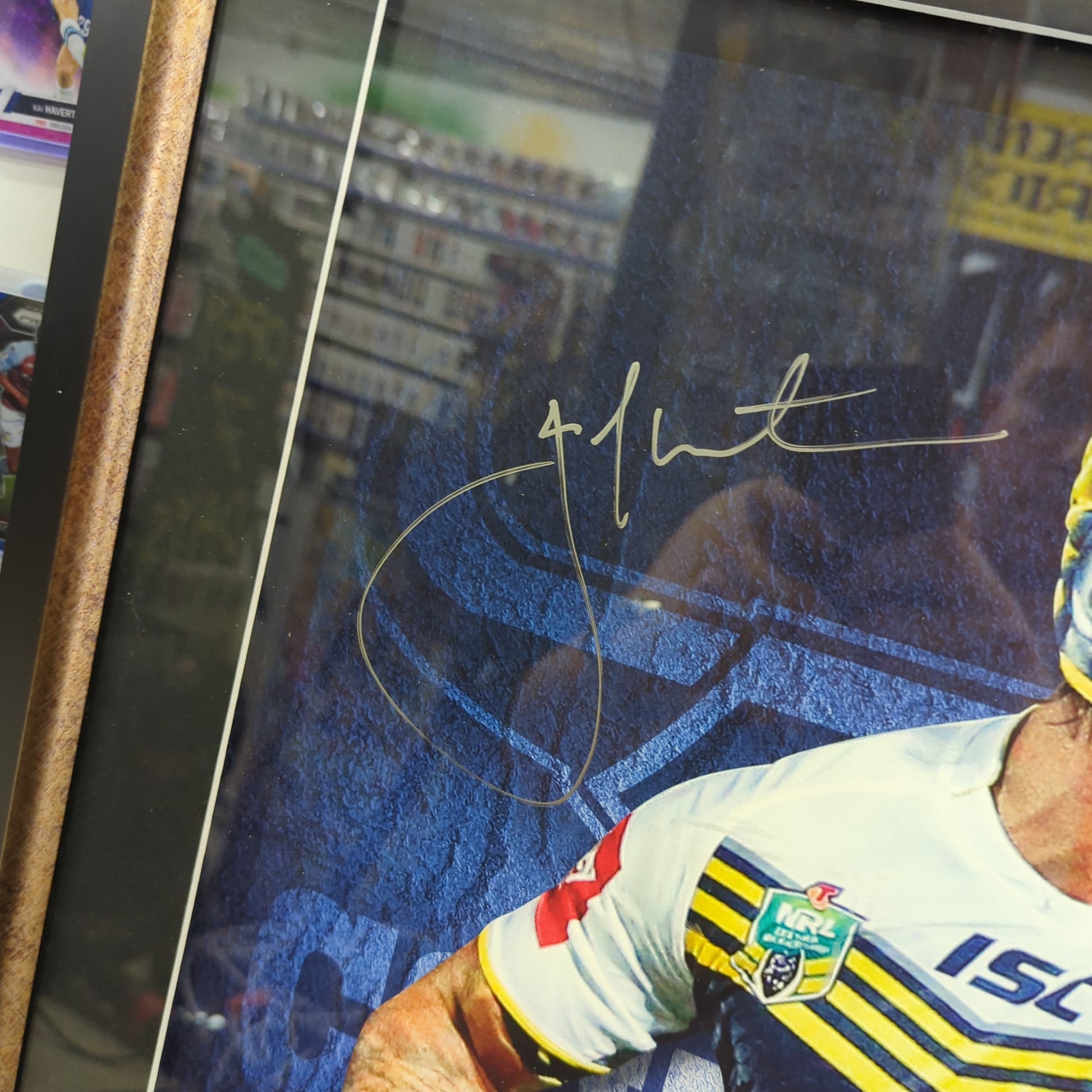 Triple Crown Johnathan Thurston Personally Signed Dally M Lithograph Frame NRL only 100 made FRENLY BRICKS - Open 7 Days