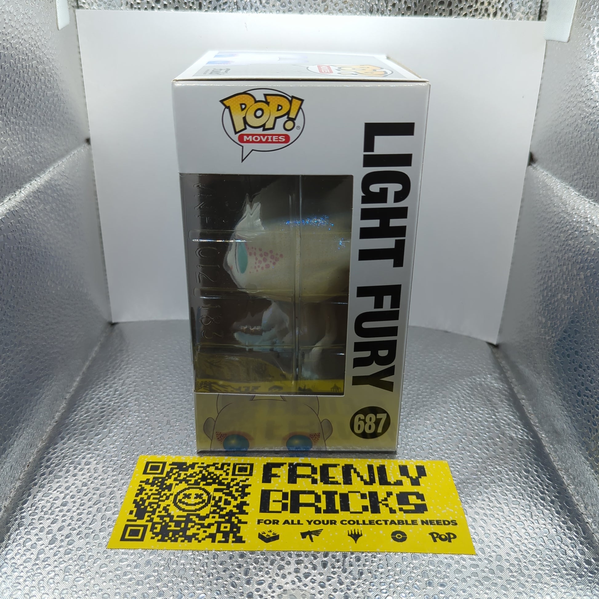 Light Fury Funko Pop Vinyl #687 Glitter Exclusive How To Train Your Dragon FRENLY BRICKS - Open 7 Days