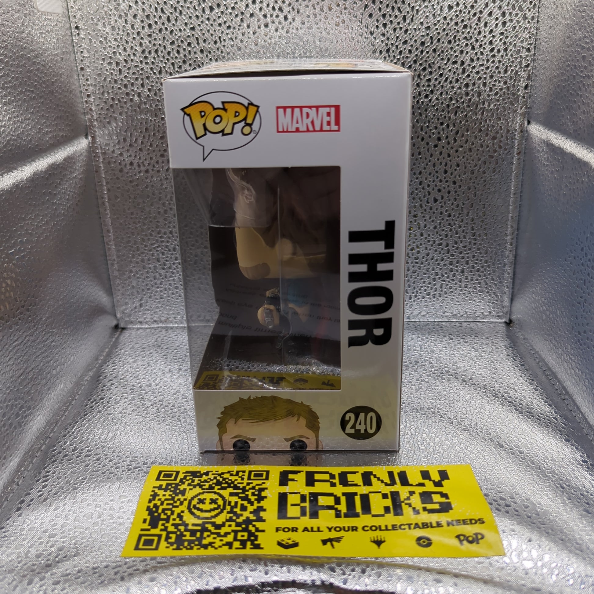 Funko Pop Vinyl #240 THOR FROM RAGNAROK FRENLY BRICKS - Open 7 Days