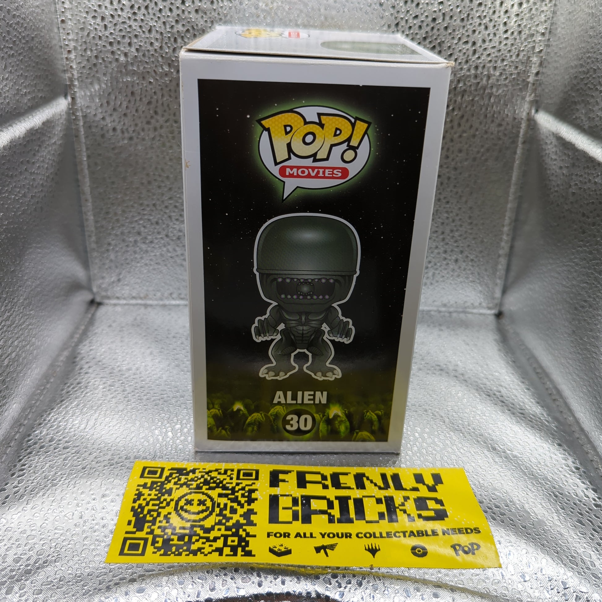 Alien 30 ~ Funko Pop Vinyl ~ Pop Movies Alien FRENLY BRICKS - Open 7 Days