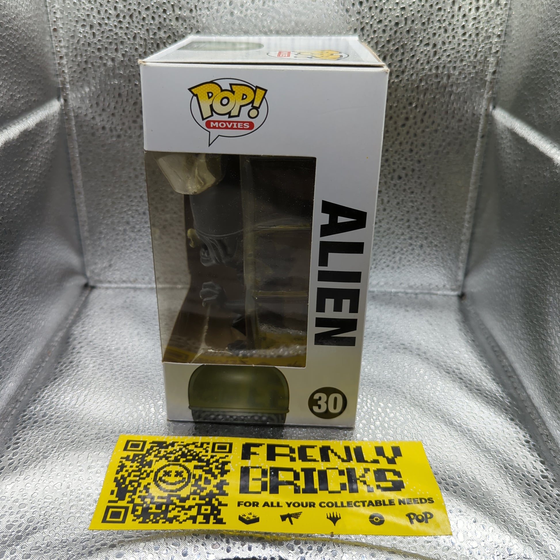 Alien 30 ~ Funko Pop Vinyl ~ Pop Movies Alien FRENLY BRICKS - Open 7 Days