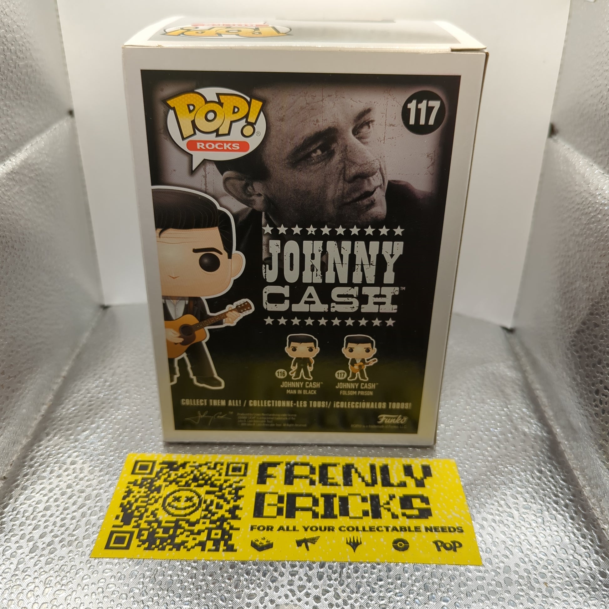 Johnny Cash #117 playing guitar Funko Pop! Vinyl Figure Rocks & Protector FRENLY BRICKS - Open 7 Days