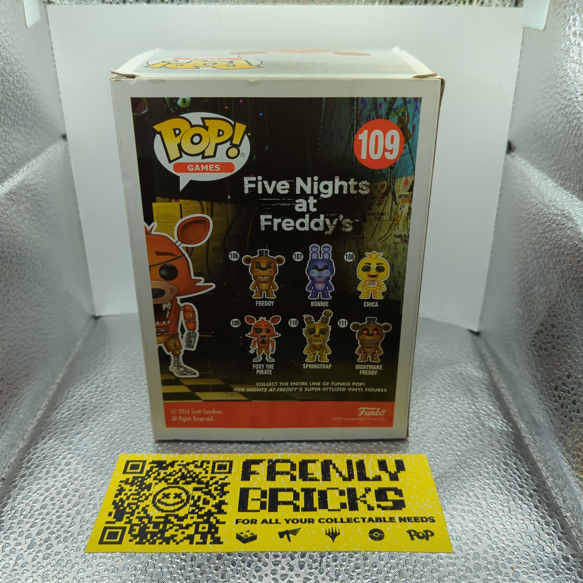 Funko Pop Games FIVE NIGHTS AT FREDDY'S - Foxy the Pirate Glow Exclusive #109 FRENLY BRICKS - Open 7 Days