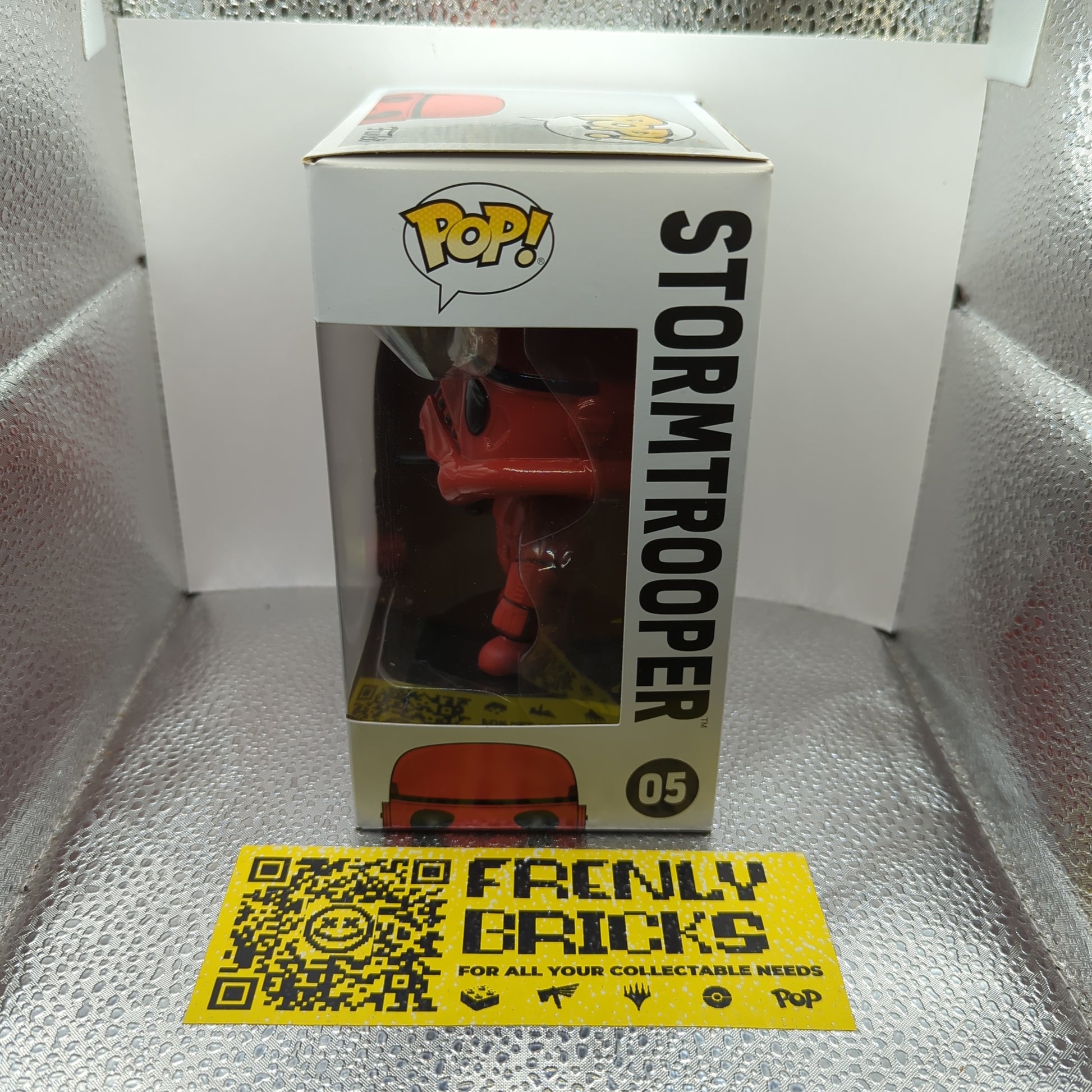 funko pop vinyl Star Wars  Red Storm Trooper #05 FRENLY BRICKS - Open 7 Days