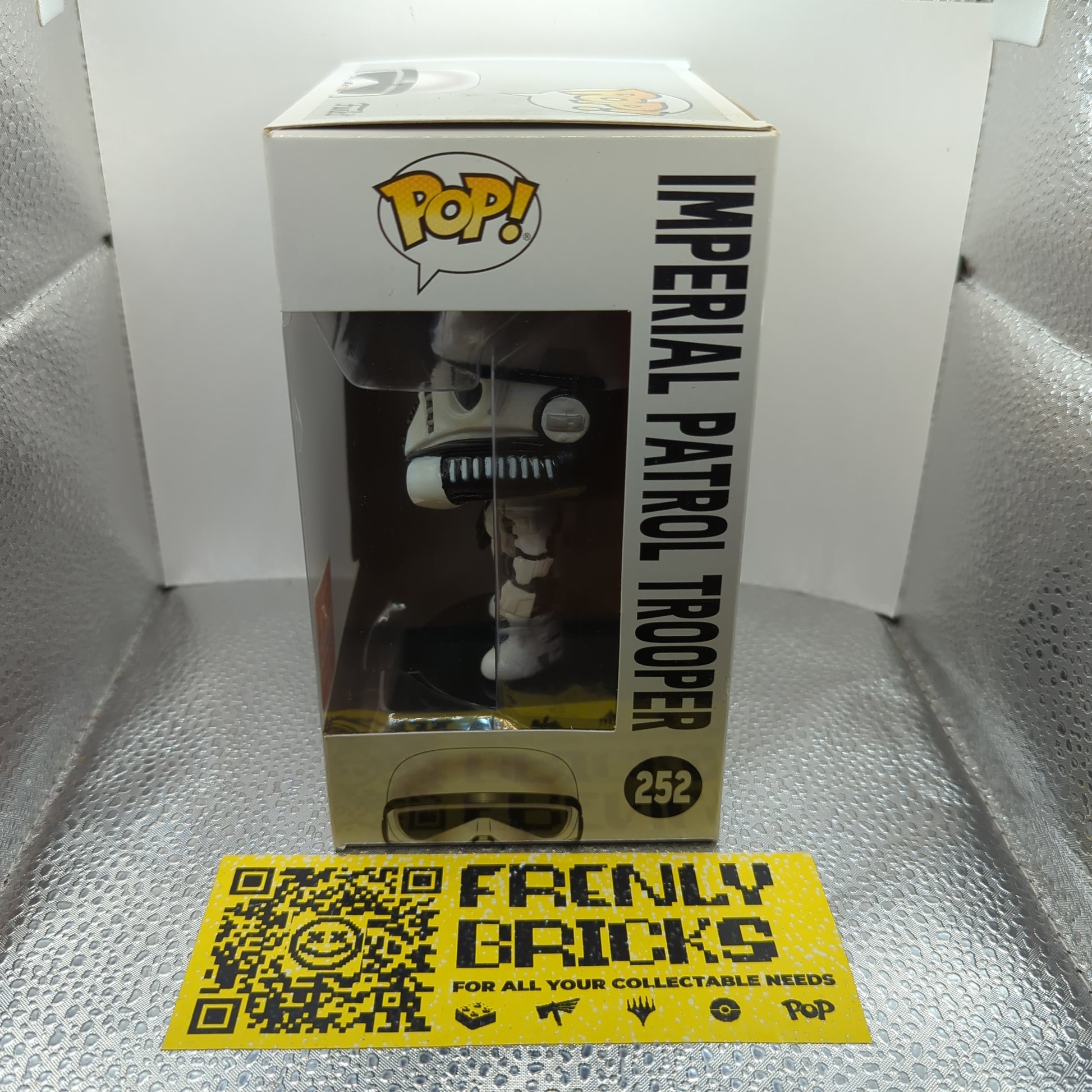 FUNKO POP! VINYL IMPERIAL PATROL TROOPER STAR WARS #252 2018 SDCC FRENLY BRICKS - Open 7 Days