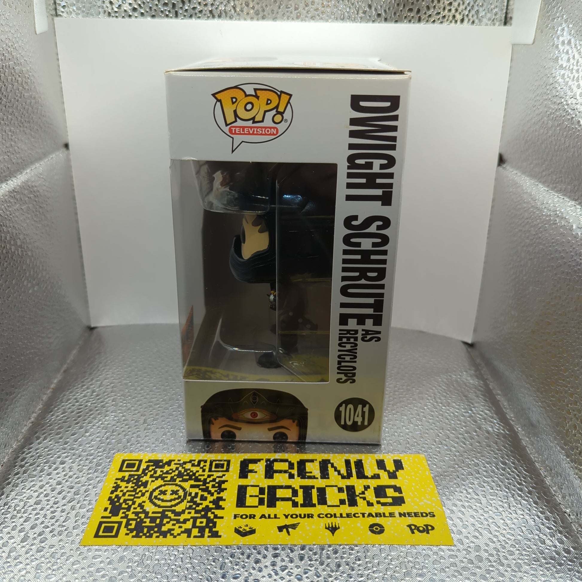 Funko Pop! Television: The Office US - Dwight Schrute As Recyclops #1041 FRENLY BRICKS - Open 7 Days