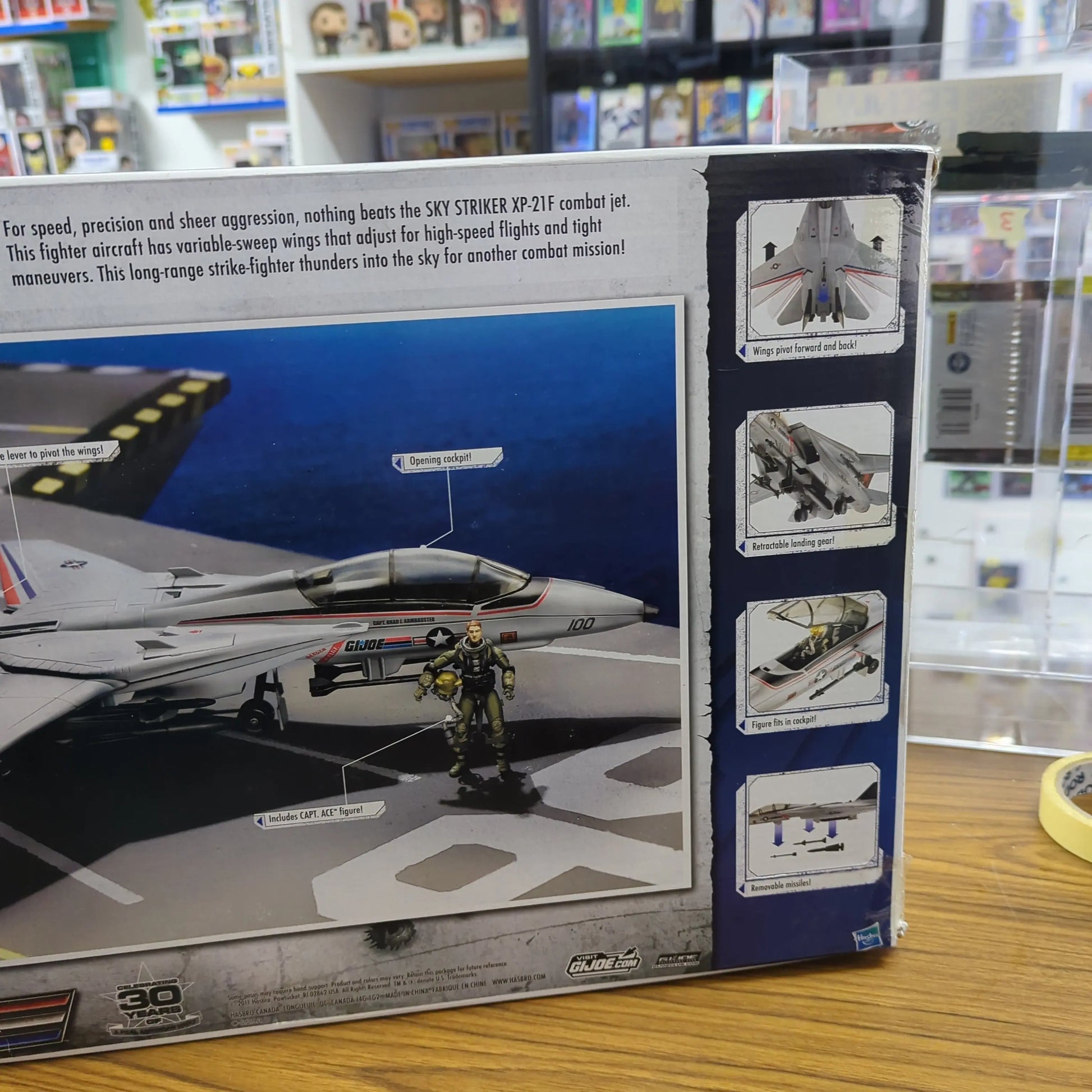 GI Joe 30th Anniversary Combat Jet Skystriker XP-21F & Captain Ace Figure NIB FRENLY BRICKS - Open 7 Days