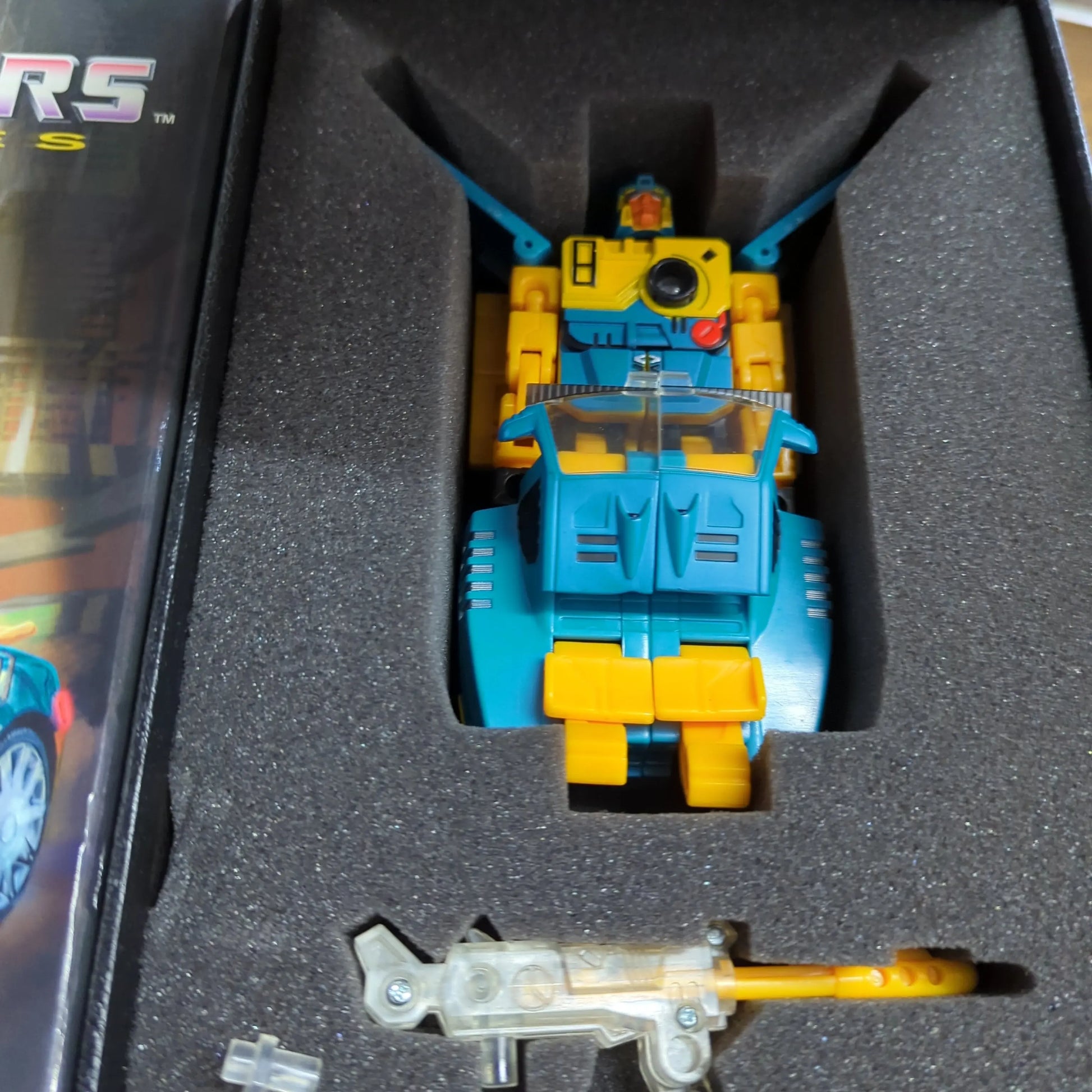 Transformers TFCC Nightbeat FRENLY BRICKS - Open 7 Days