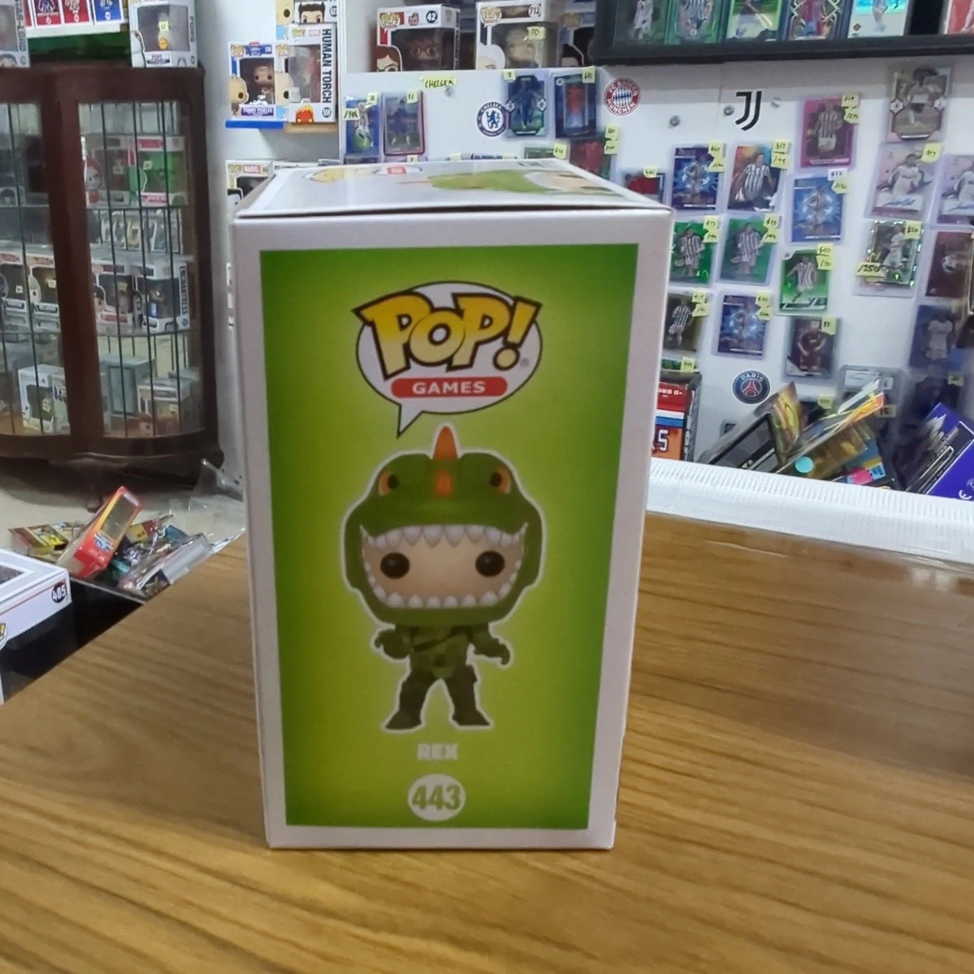 Pop Vinyl Fortnite MIB 443 Rex GITD 2019 FRENLY BRICKS - Open 7 Days