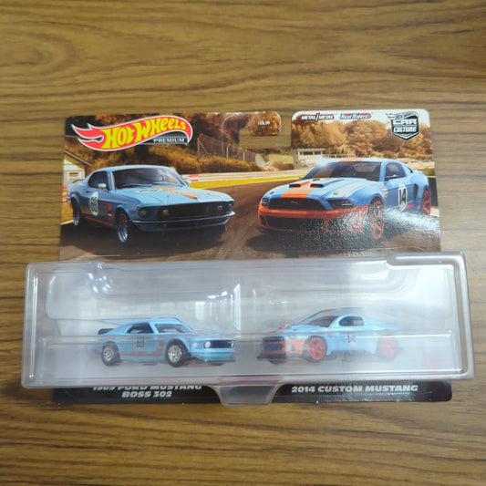 Hot Wheels Premium 1:64 2 pack Gulf Mustang FRENLY BRICKS - Open 7 Days