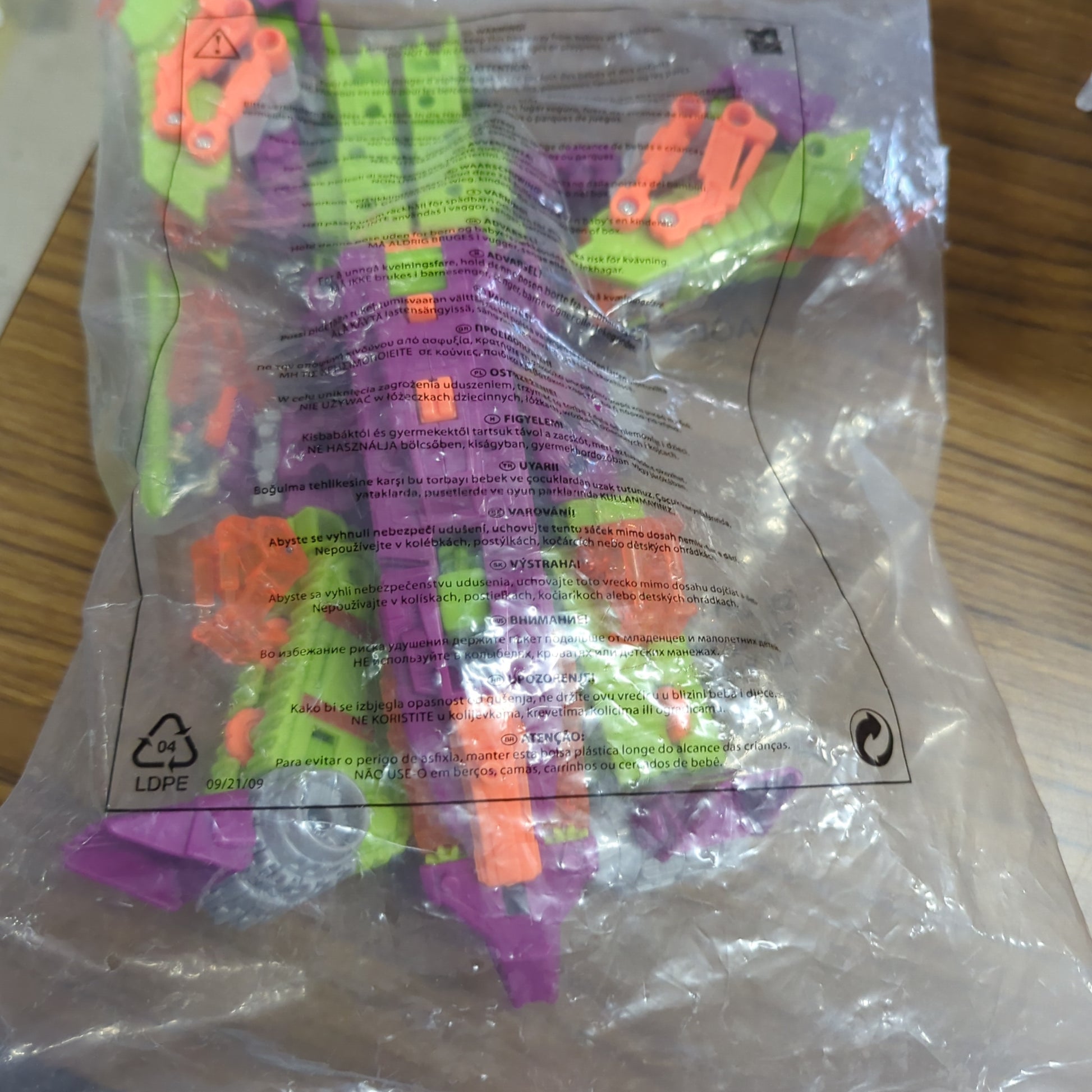 Scorponok Botcon Exclusive | Transformers Convention Botcon 2014 FRENLY BRICKS - Open 7 Days