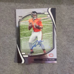 2021 Panini Absolute Football Justin Fields Auto Rookie RC Steelers . FRENLY BRICKS - Open 7 Days