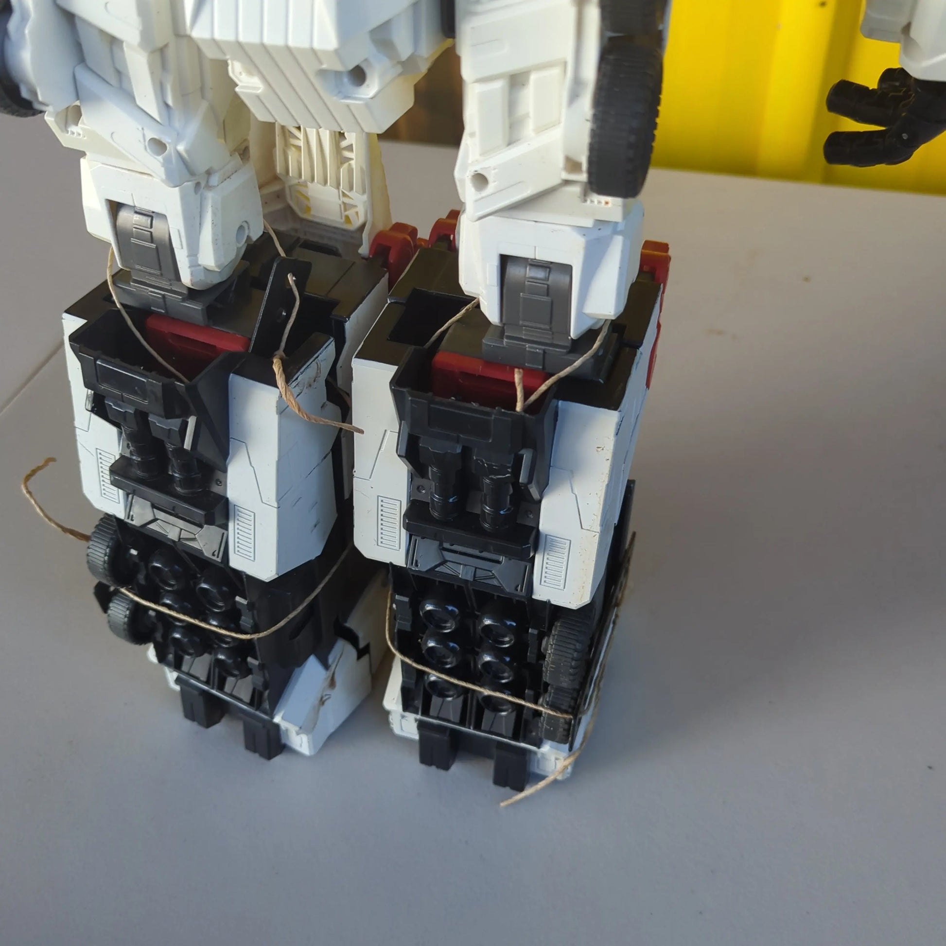 Transformers Takara Tomy Metroplex Titan Class 60cm Tall FRENLY BRICKS - Open 7 Days