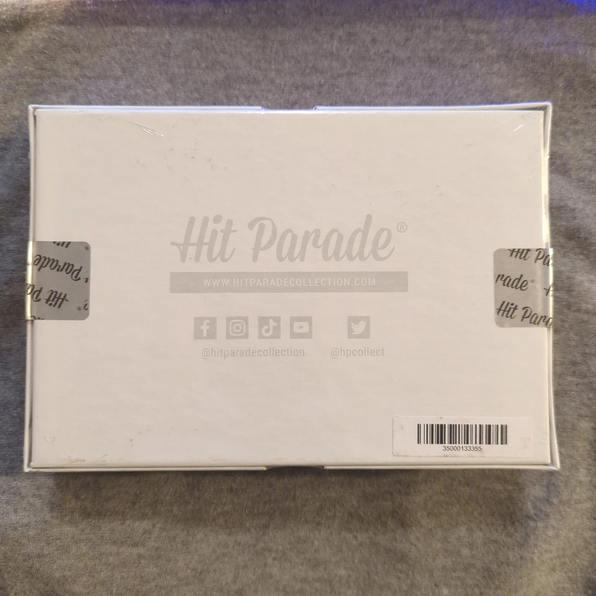 HIT PARADE - The Walker Edition - Walking Dead - Series Five (autograph mystery box) FRENLY BRICKS - Open 7 Days