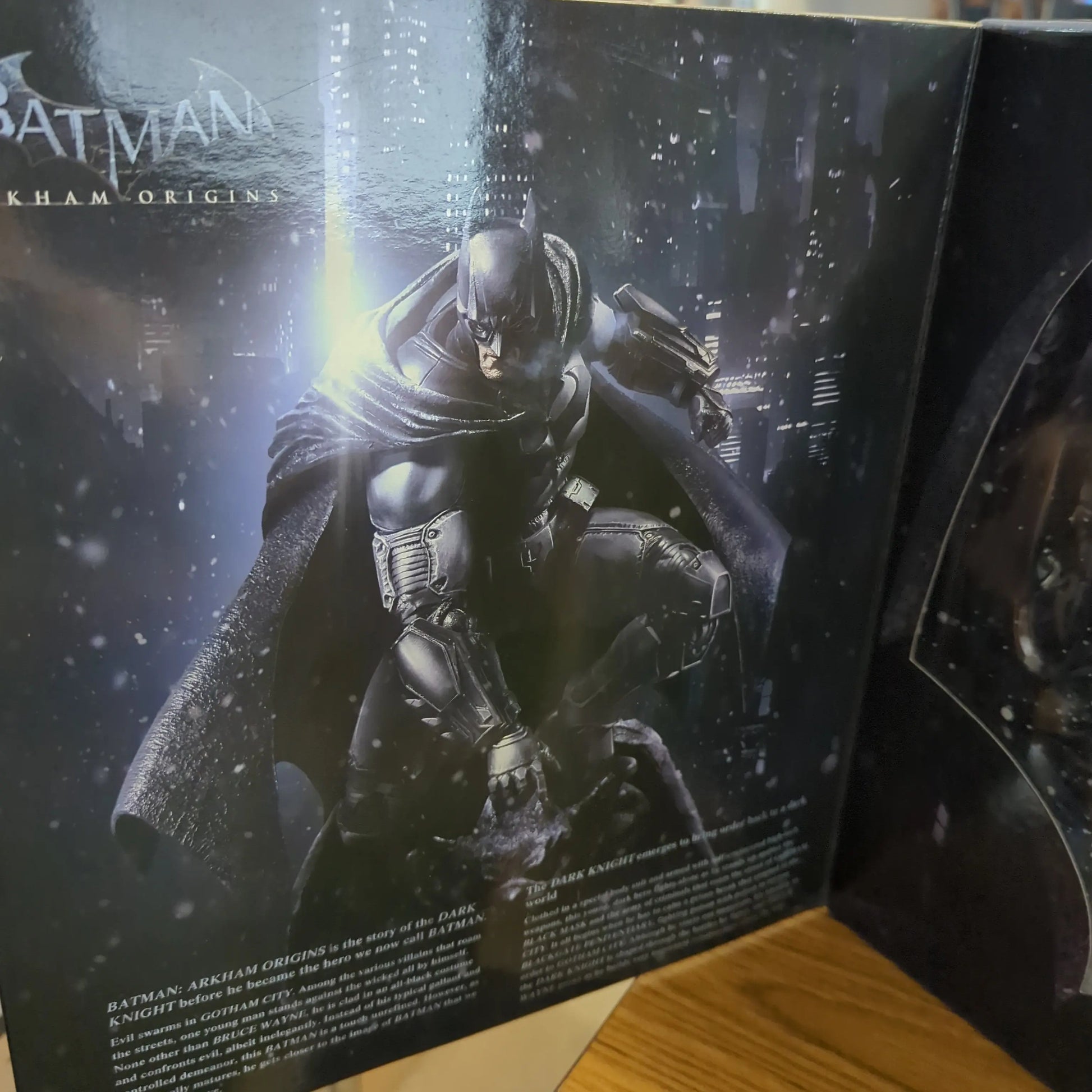 Batman: Arkham Origins 10" BATMAN FIGURE Play Arts KAI Square Enix Authentic FRENLY BRICKS - Open 7 Days