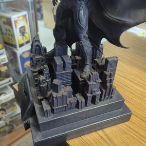 Batman Gotham Knight Collector's Statue Arkham Knight (statue only) dust on FRENLY BRICKS - Open 7 Days