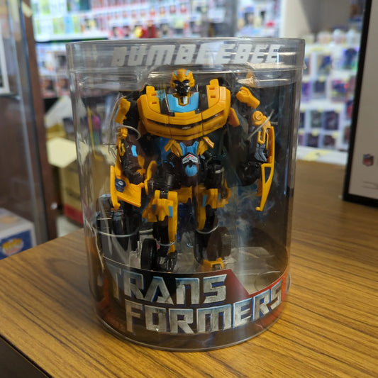 Transformers Deluxe Target  Exclusive Bumblebee Action Figure FRENLY BRICKS - Open 7 Days