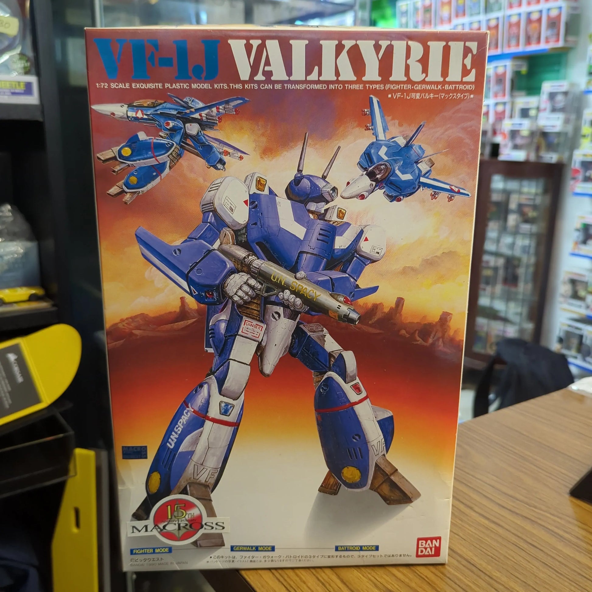 Super Dimension Fortress Macross 1/72 VF-1S Variable Valkyrie Model Kit BANDAI FRENLY BRICKS - Open 7 Days