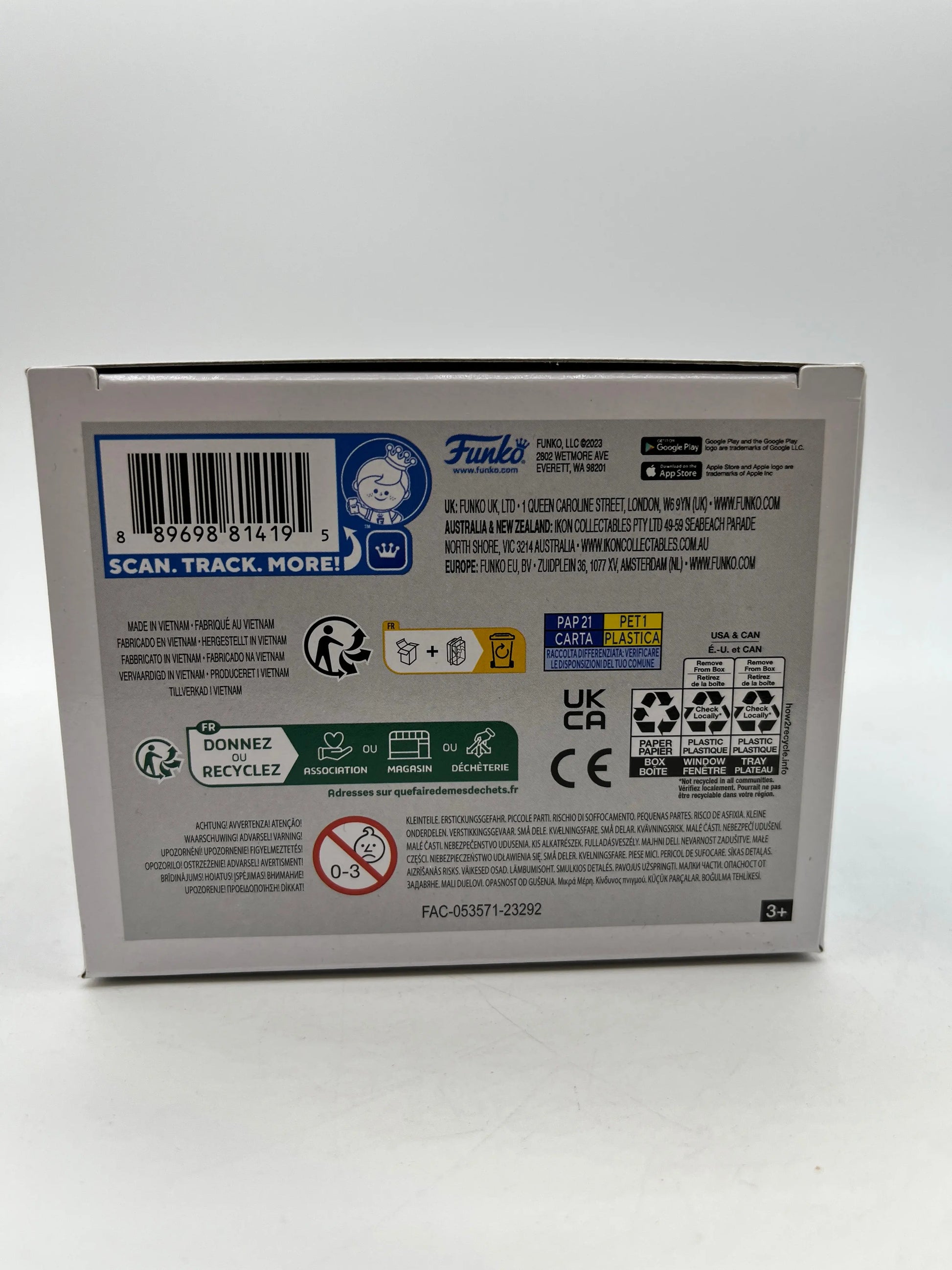 Funko POP! Marvel Gwen Stacy #1456 - Exclusive Collectors Corp FRENLY BRICKS - Open 7 Days