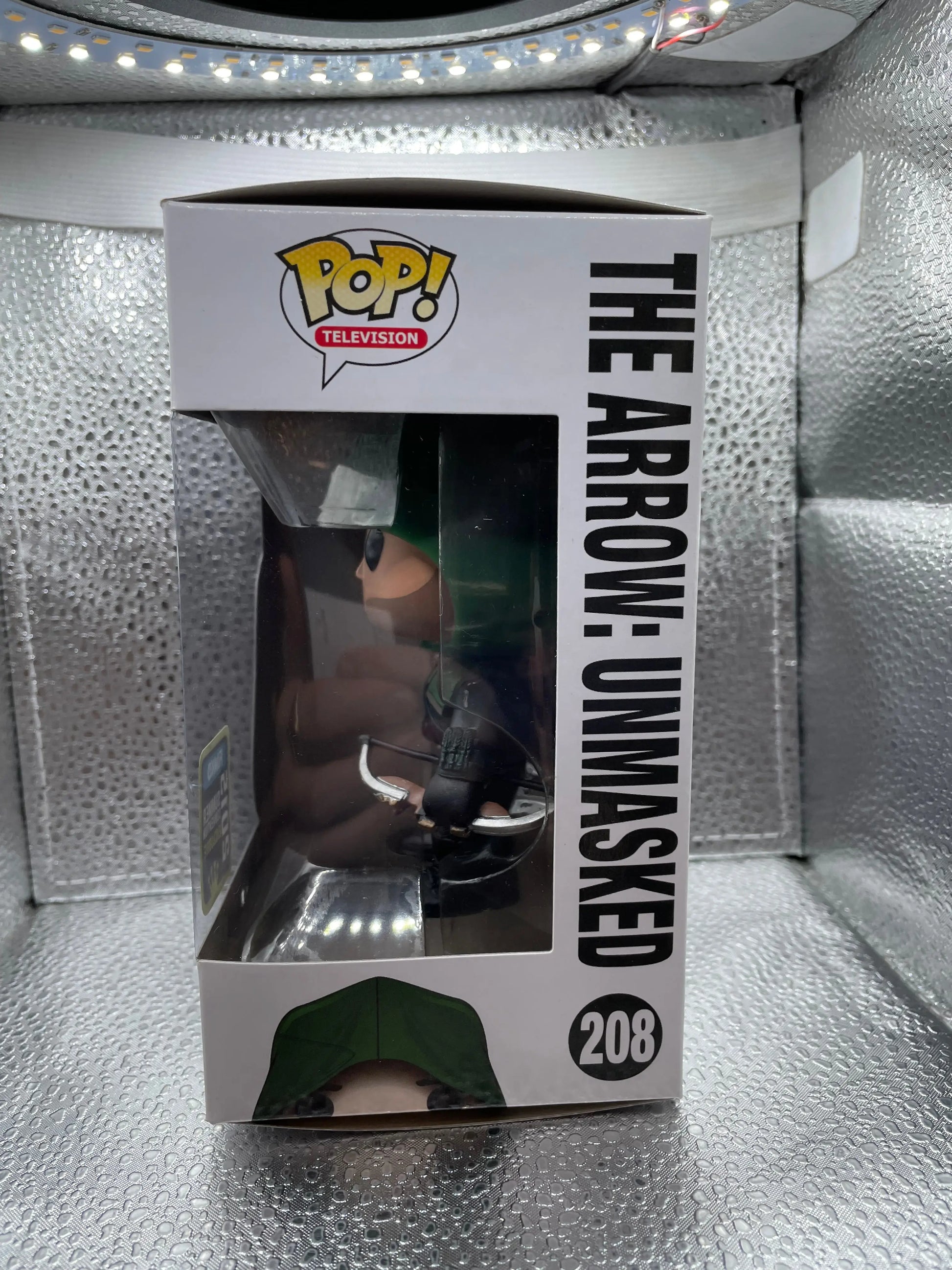 NEW Funko POP (TV series) THE ARROW: Unmasked #208 ~2015 Summer Convention Excl. FRENLY BRICKS - Open 7 Days