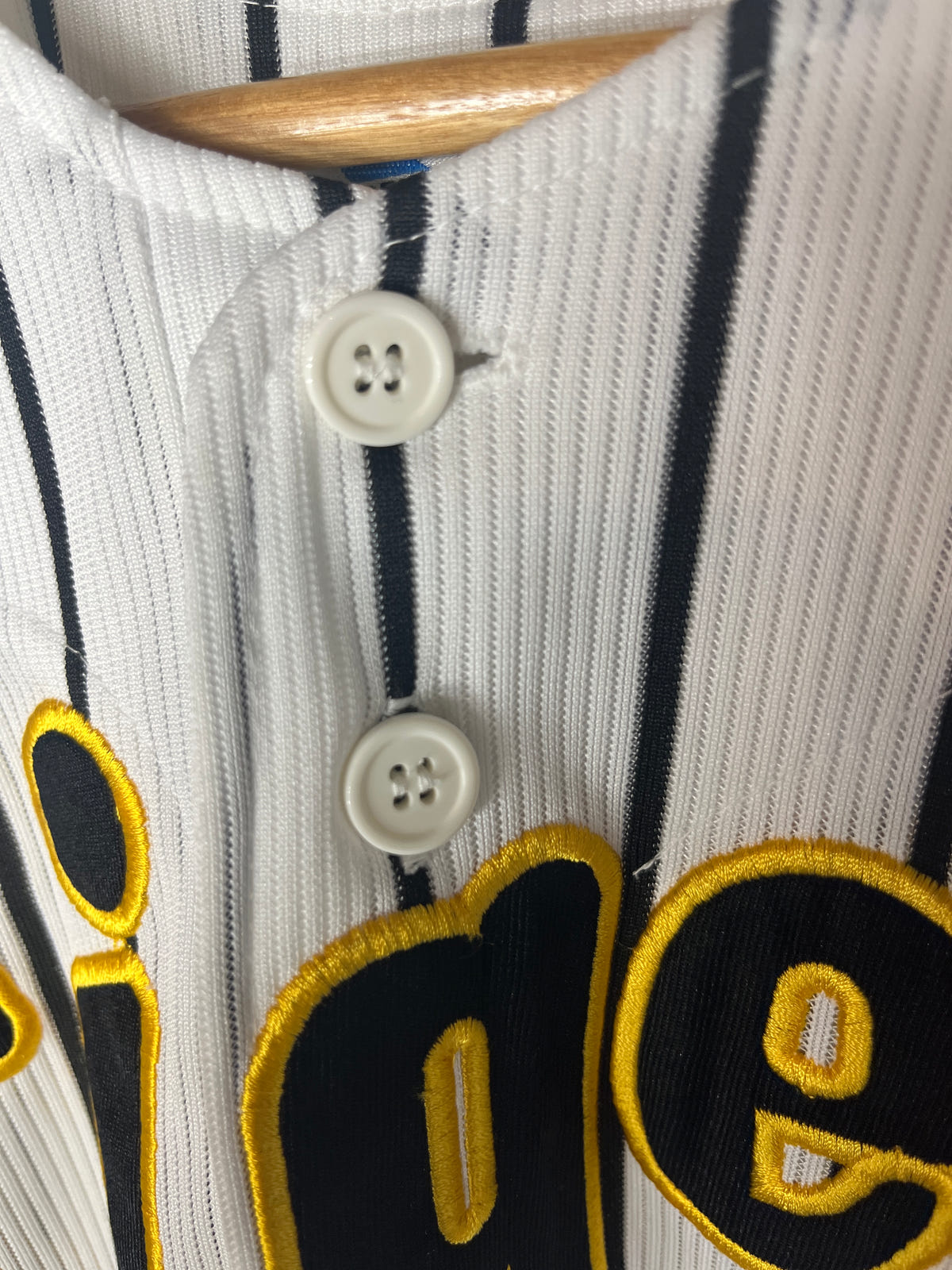 Nippon Baseball Hanshin Tigers "Hiyama #24" White Jersey Large, photo 5 image 5