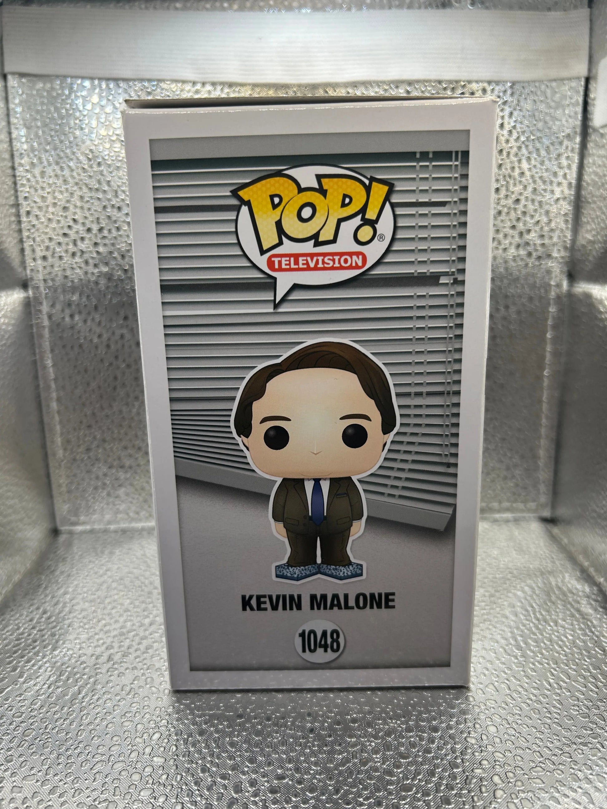 Funko Pop Vinyl The Office #1048 Kevin Malone FRENLY BRICKS - Open 7 Days