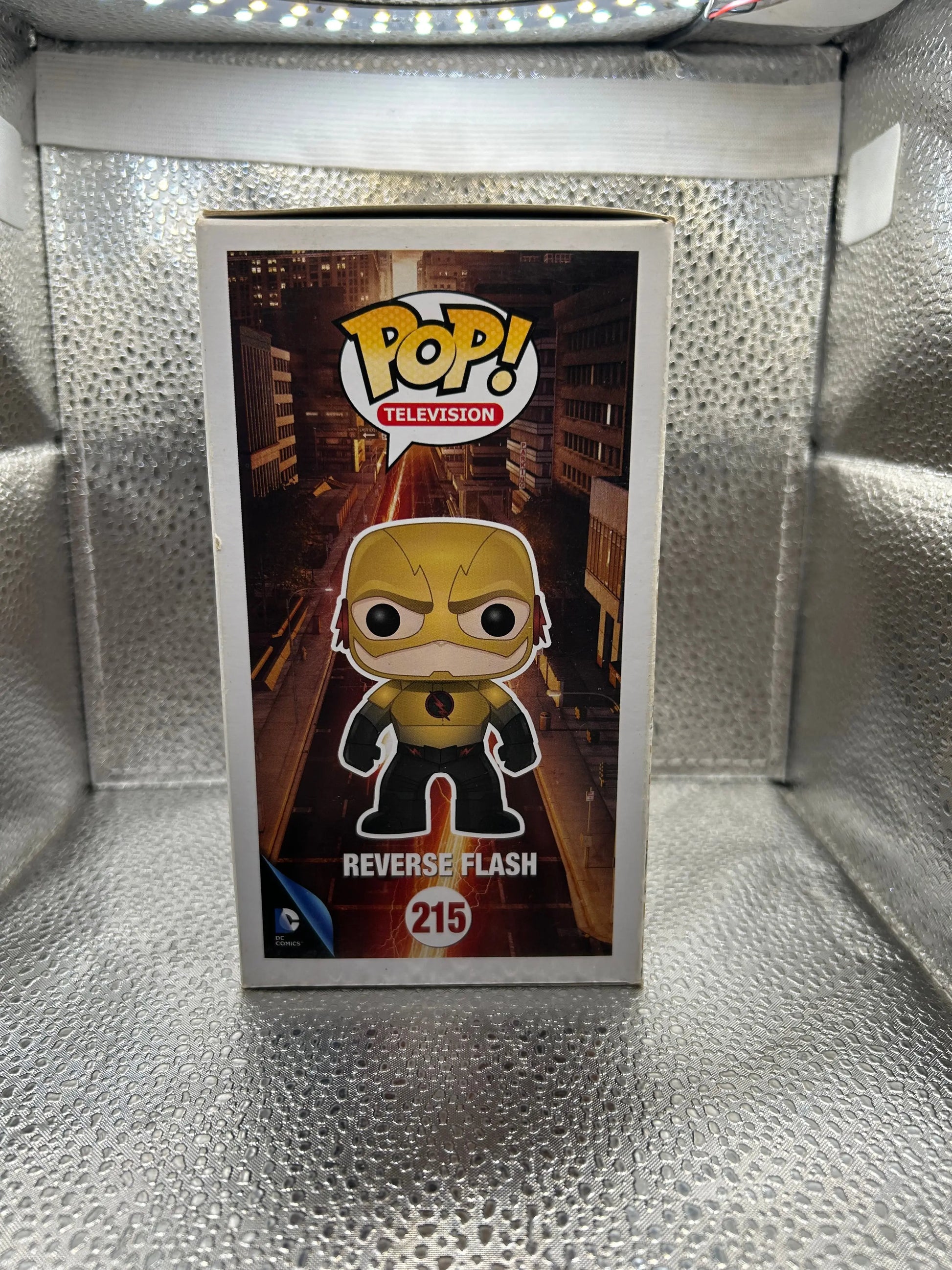 Funko Pop Vinyl Reverse Flash #215 FRENLY BRICKS - Open 7 Days