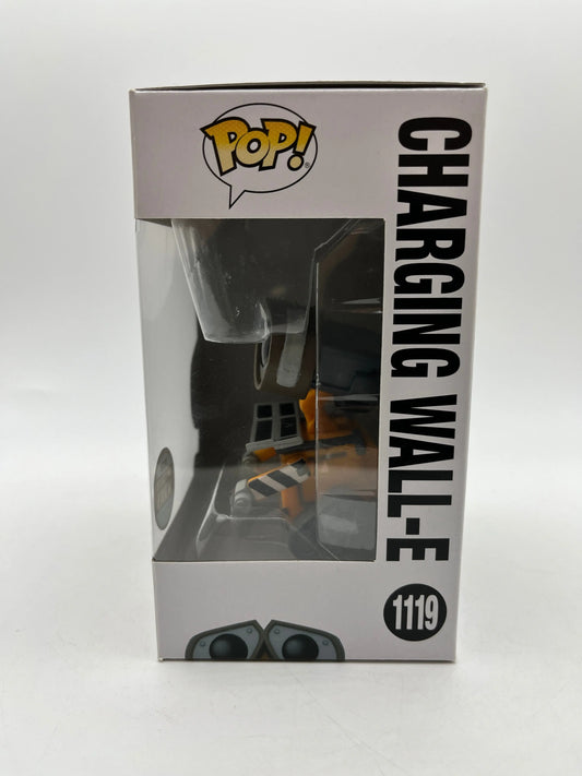 Funko POP! Disney Pixar Wall•E - Charging Wall-E #1119 - Speciality Series Exclusive FRENLY BRICKS - Open 7 Days