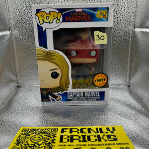 Pop Vinyl Captain Marvel #425 Chase FRENLY BRICKS - Open 7 Days