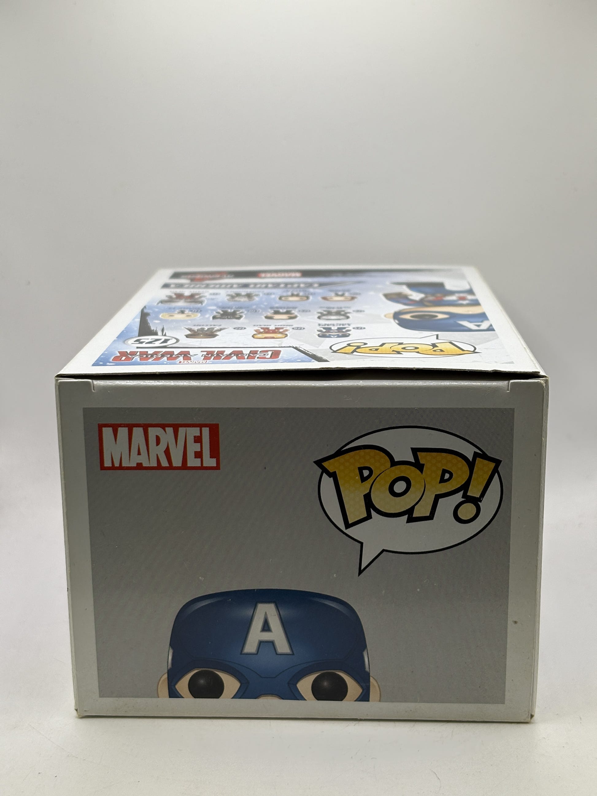 Funko POP! Marvel Captain America Civil War #125 Captain America Bobble-Head - Box DMG — top image 5