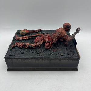 The Walking Dead Season:5 Blu-Ray Limited Edition Napalm Walker Statue Set FRENLY BRICKS - Open 7 Days