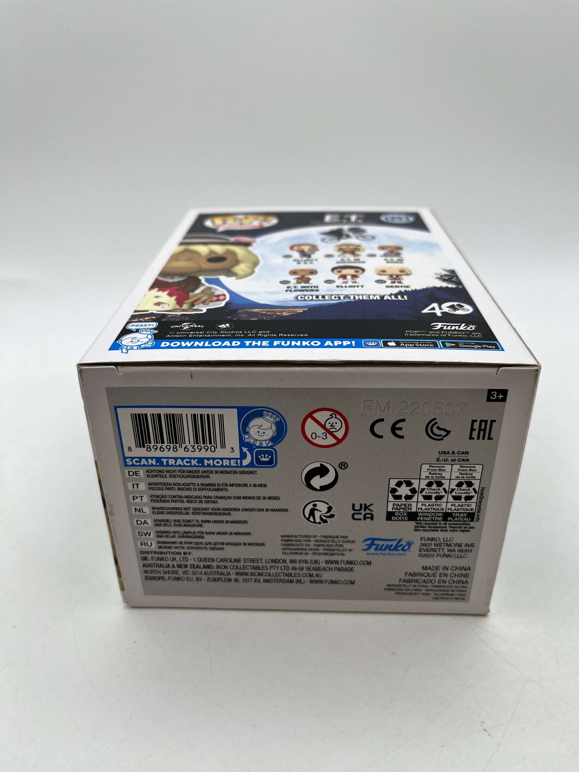 Funko POP! Movies E.T. - E.T. In Disguise #1253 - Vinyl Collectable FRENLY BRICKS - Open 7 Days