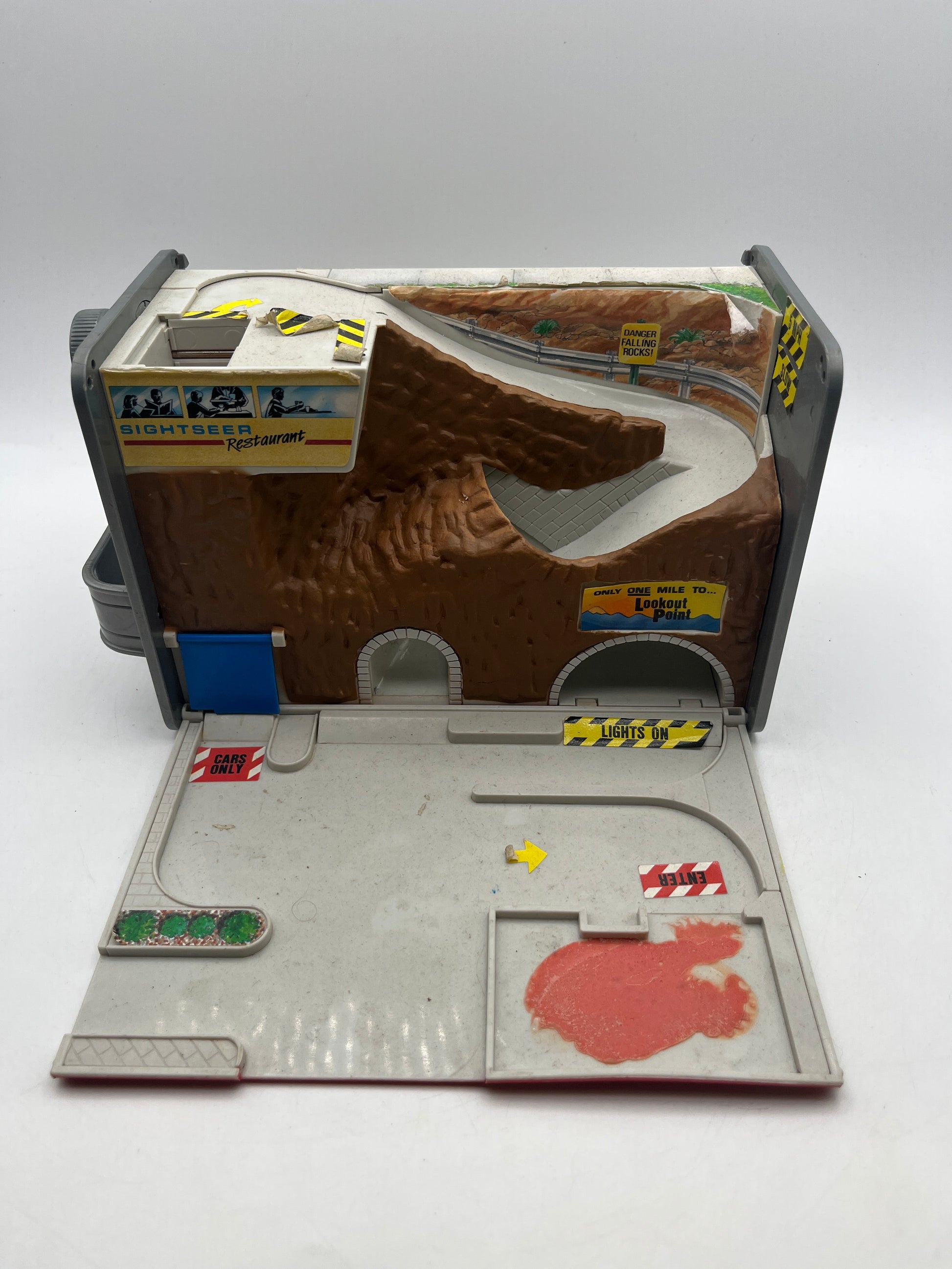 Secret Auto Supplies Gasoline Gas Can Play Set 1989 Micro Machines Galoob FRENLY BRICKS - Open 7 Days