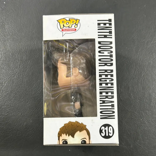 FUNKO POP TELEVISION DOCTOR WHO #319 TENTH DOCTOR REGENERATION (GLOW) FRENLY BRICKS - Open 7 Days