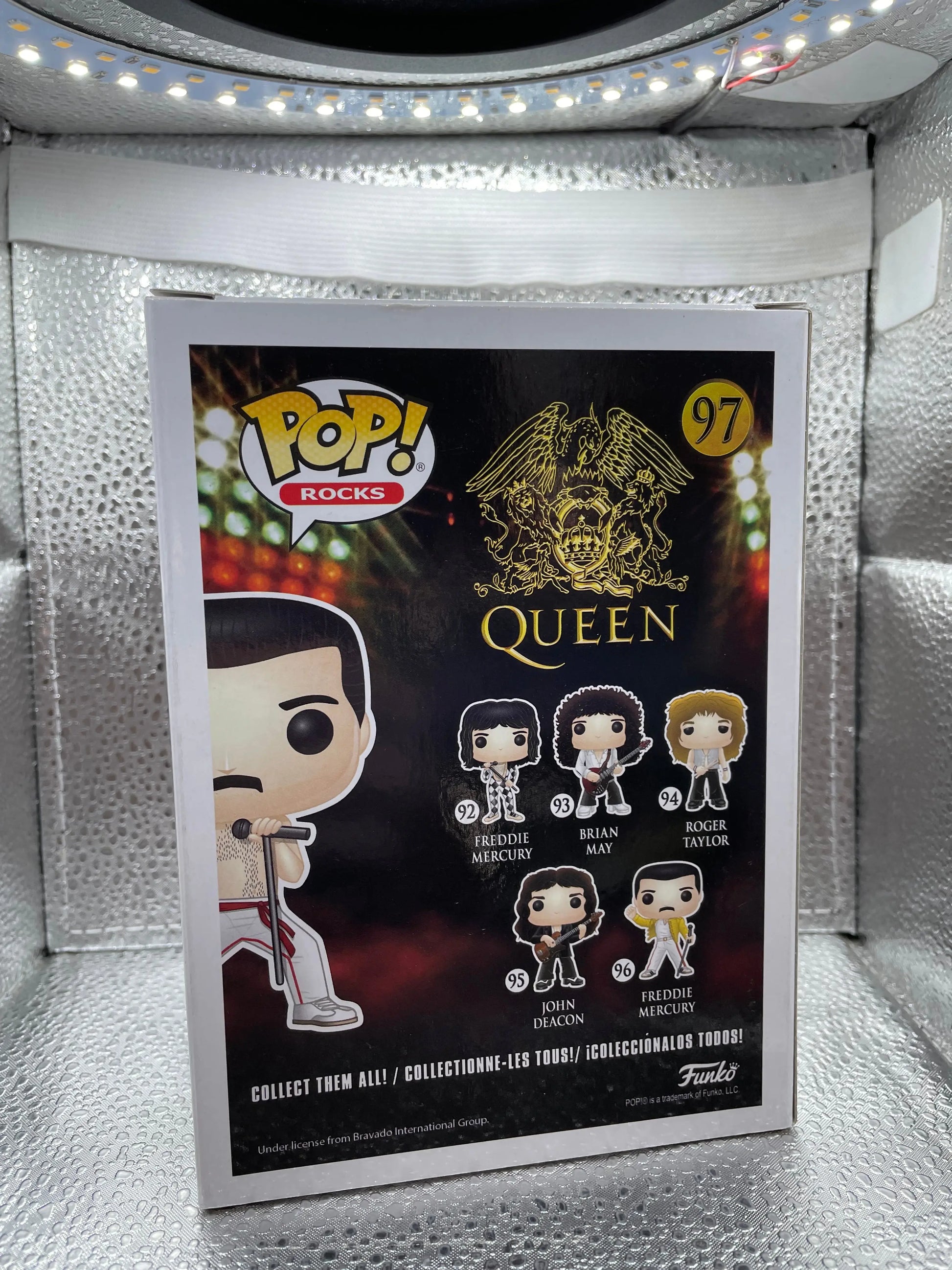 Funko Pop! Vinyl: Freddie Mercury (Diamond Collection) - Special Editon (Exclusive) #97 FRENLY BRICKS - Open 7 Days