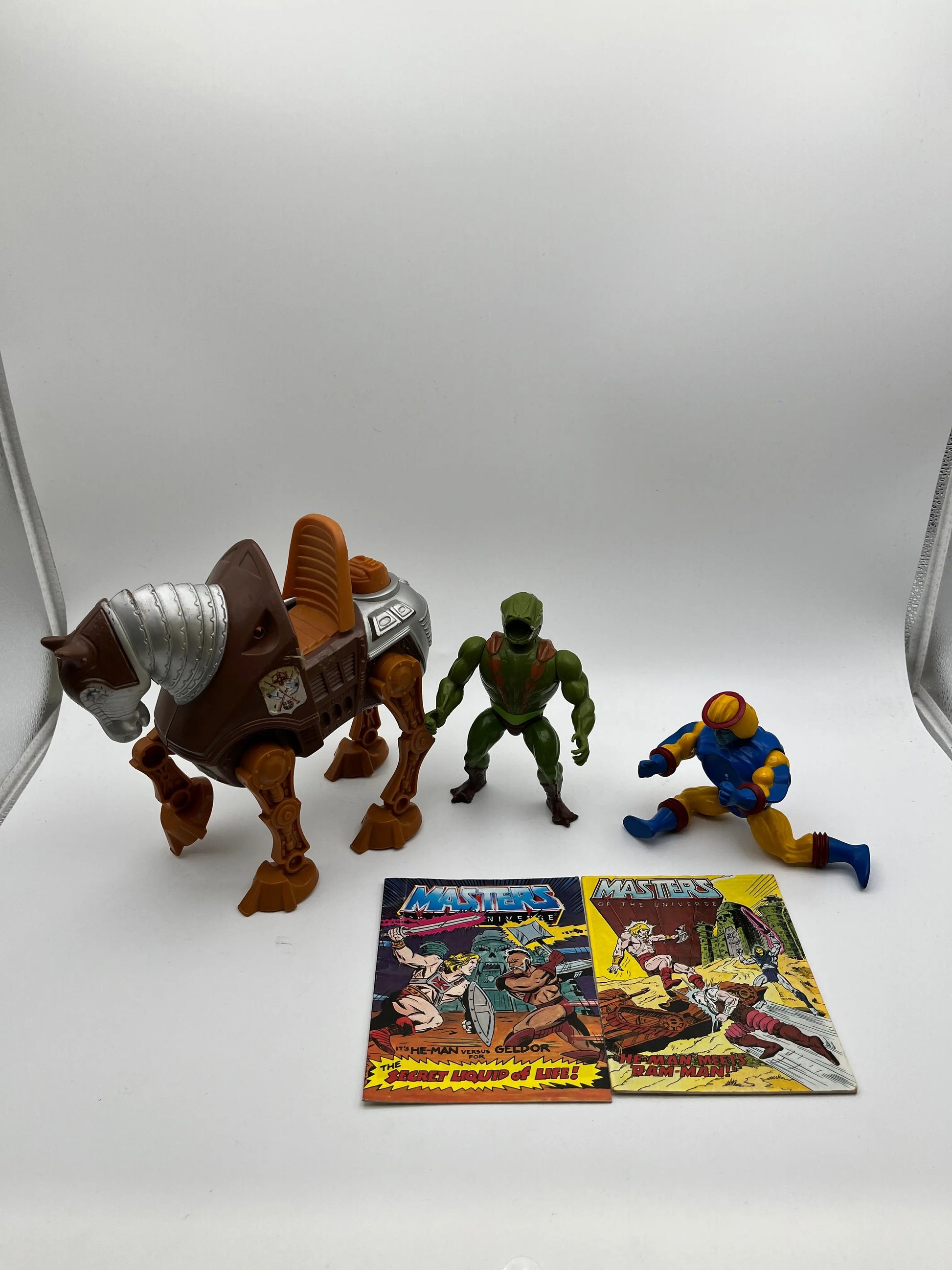 Master Of The Universe Action Figures & Vehicles + Comics Lot FRENLY BRICKS - Open 7 Days