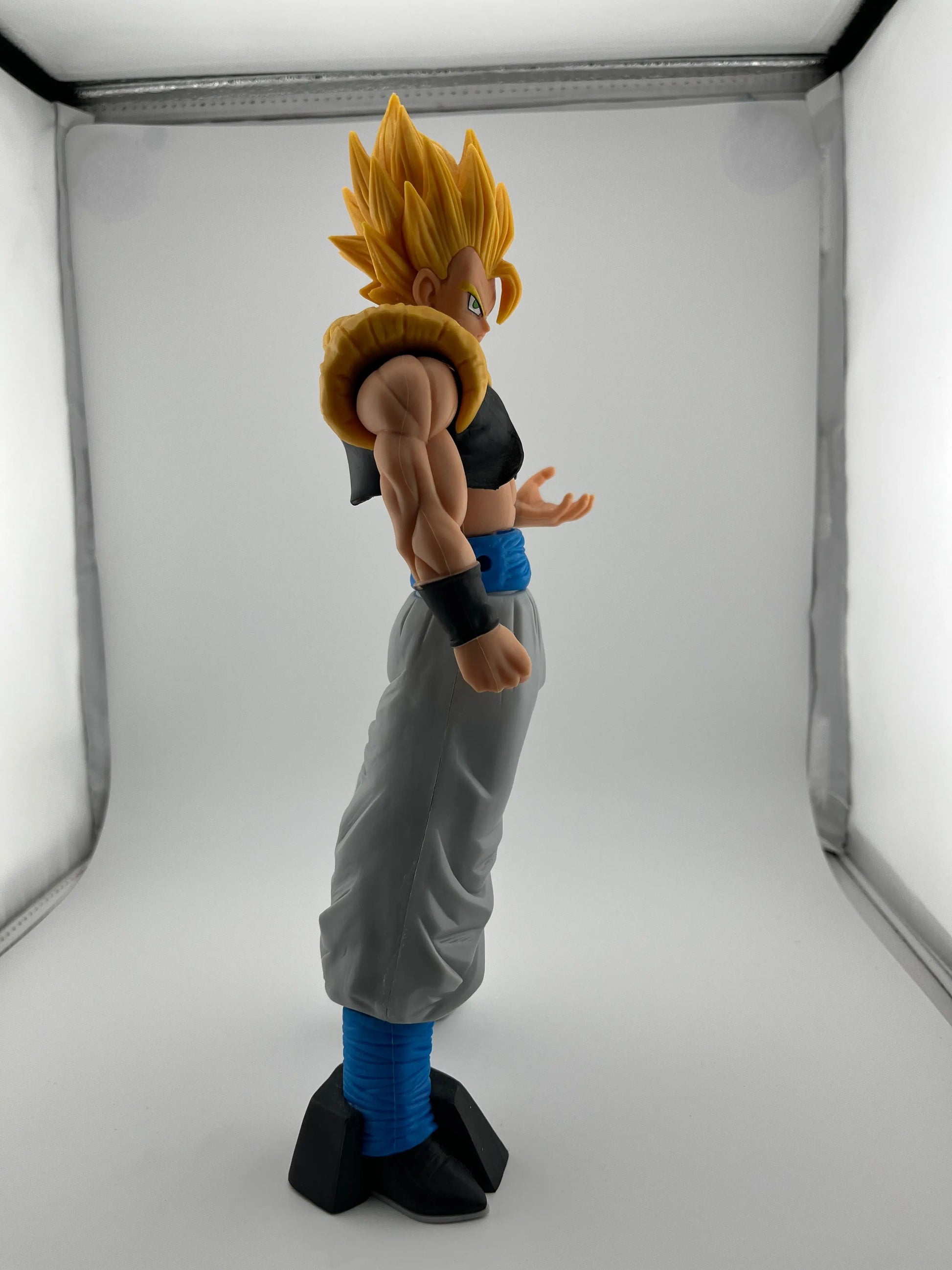 31CM Anime Dragon Ball Gogeta Figure Resolution of Soldiers Nero Standing Model FRENLY BRICKS - Open 7 Days