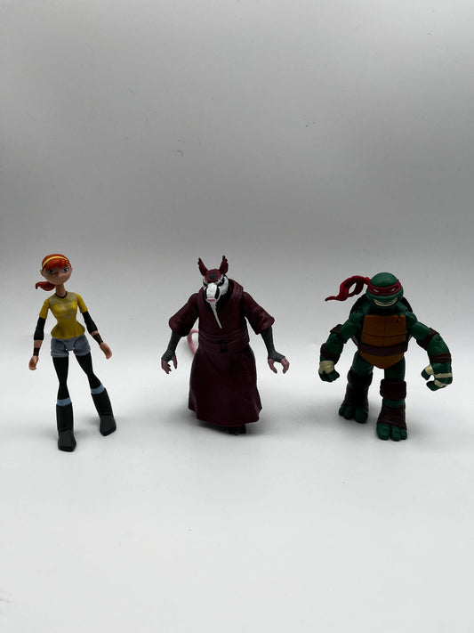 TMNT 2012 Lot Master Splitter, April O’Neil, Raphael ￼ FRENLY BRICKS - Open 7 Days