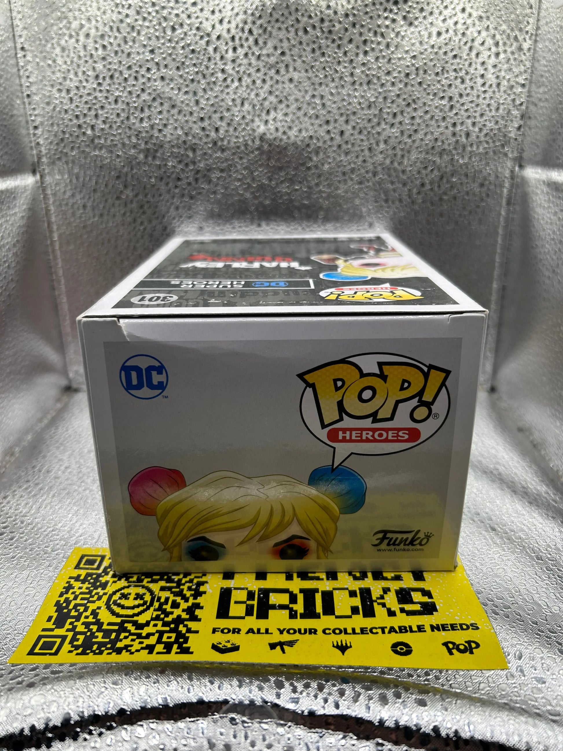 POP! 301 SPECIAL EDITION HARLEY QUINN FRENLY BRICKS - Open 7 Days