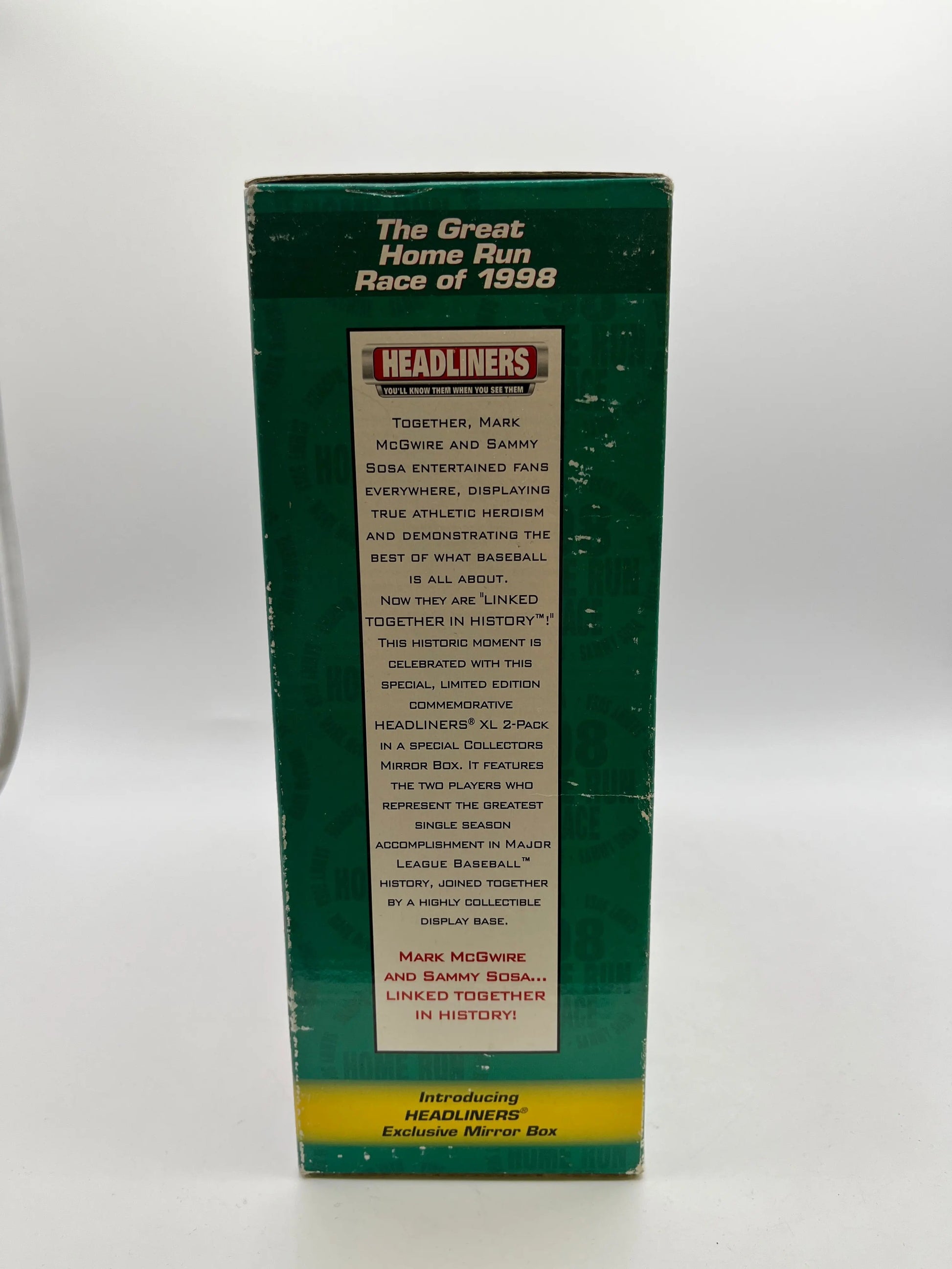 MLB Headlines XL Mark McGwire & Sammy Sosa Home Run Commemorative 2-Pack FRENLY BRICKS - Open 7 Days