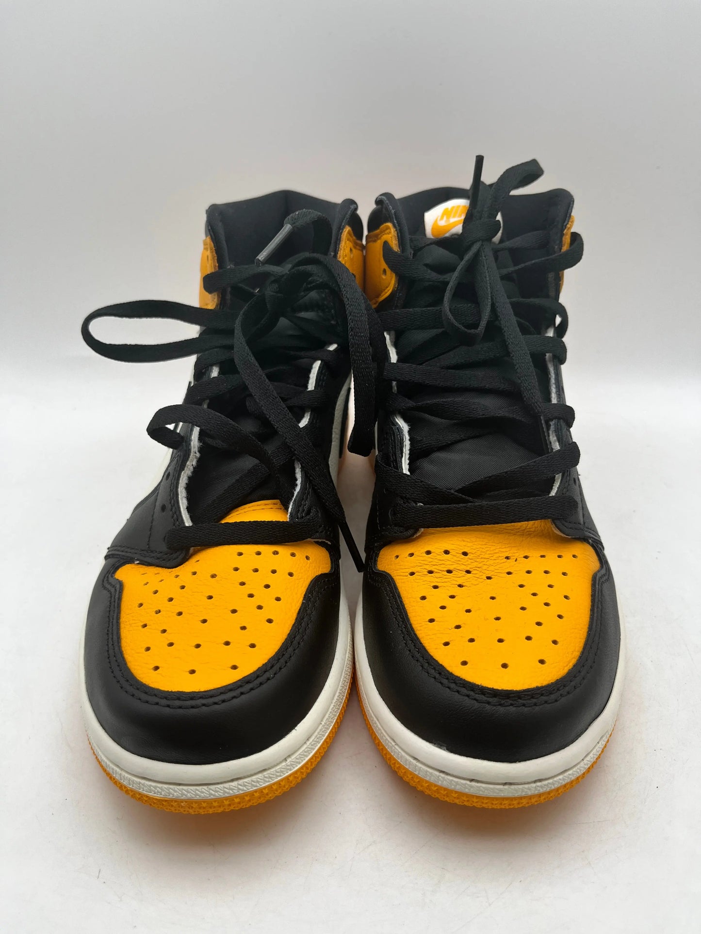 Air Jordan 1 Retro High OG Taxi US 8 - With Box FRENLY BRICKS - Open 7 Days