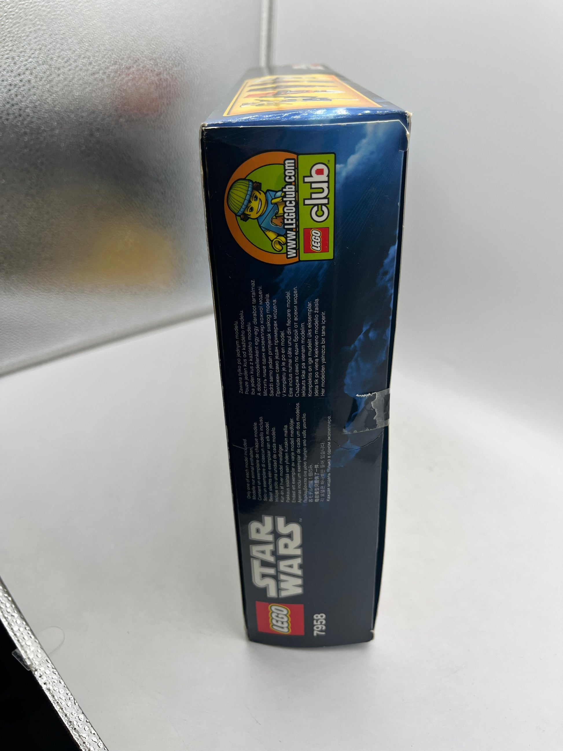 LEGO 2011 Star Wars: Star Wars Advent Calendar (7958) FRENLY BRICKS - Open 7 Days