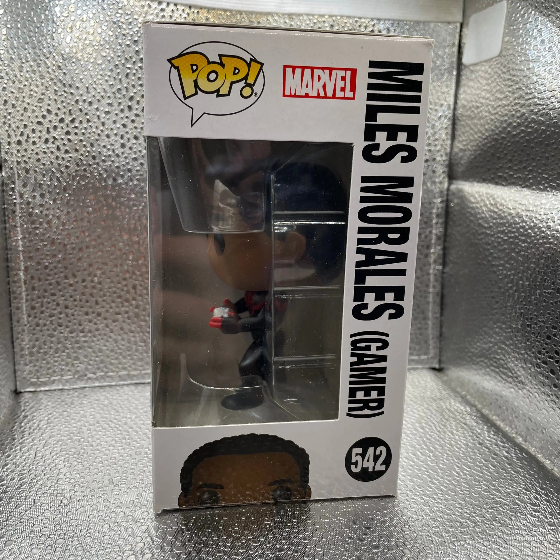 Funko Pop! Miles Morales (Gamer) 542 Chase Edition Exclusive + Protector FRENLY BRICKS - Open 7 Days